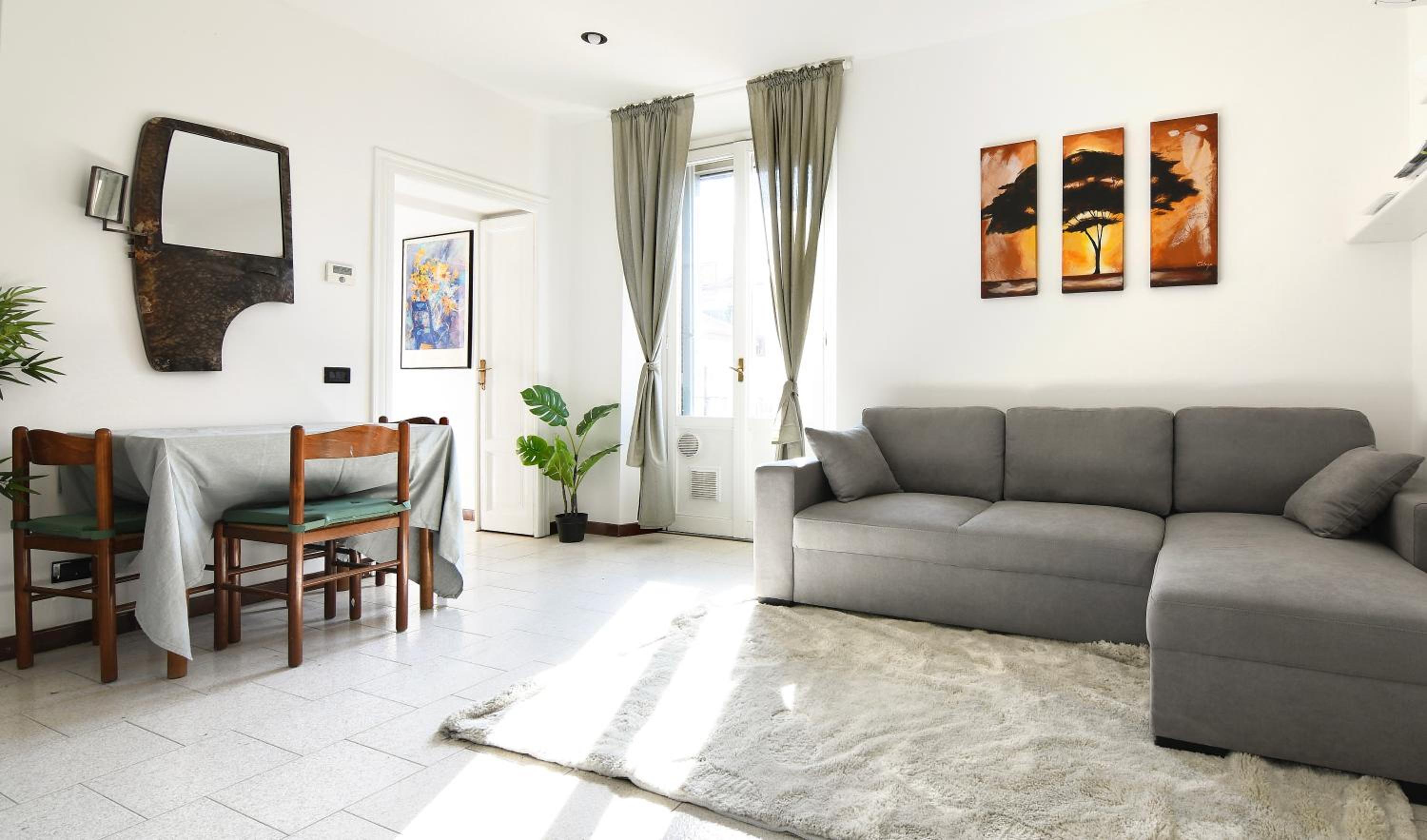 One-Bedroom Apartment