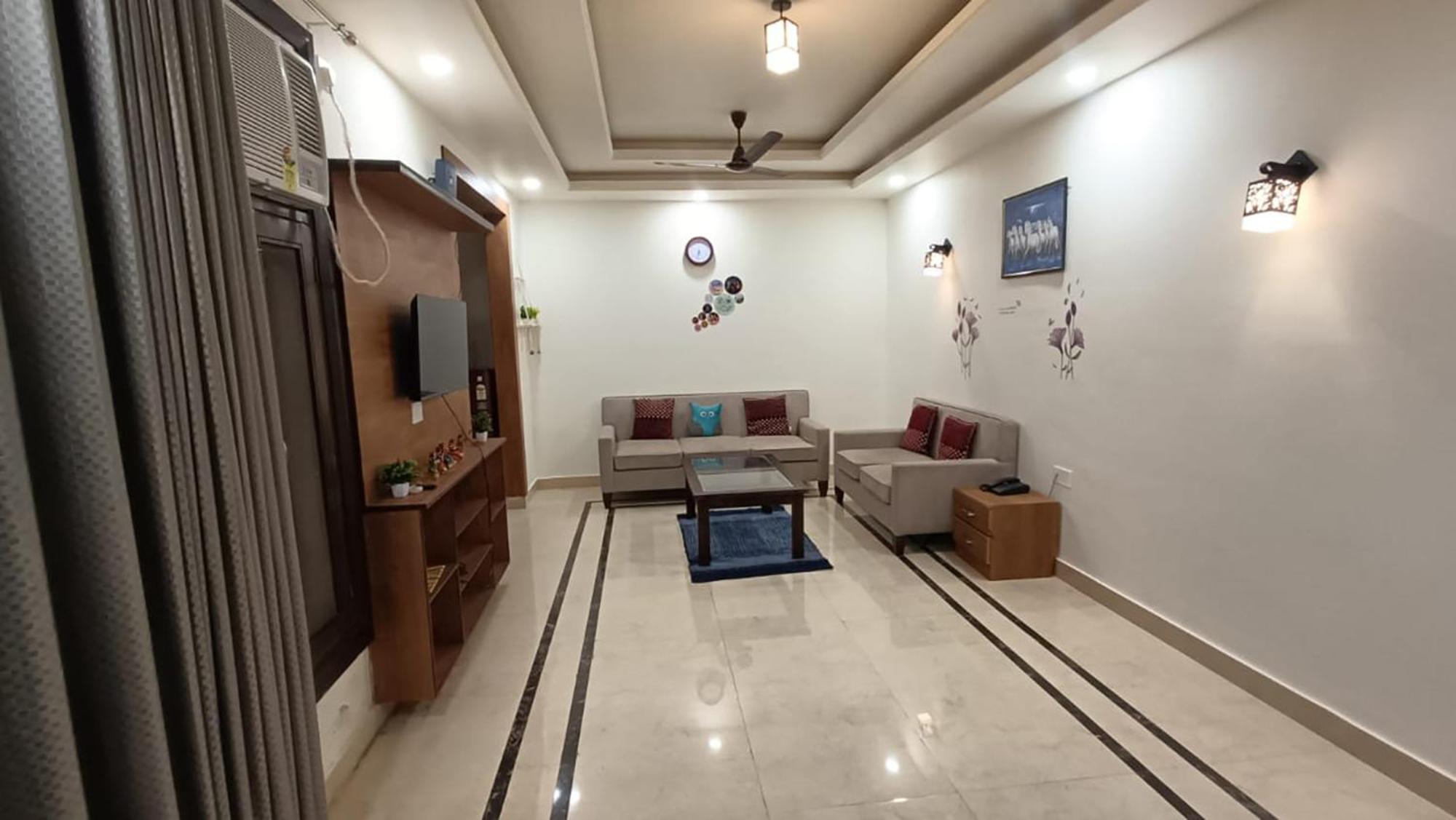 Two-Bedroom Apartment with Balcony photo 1
