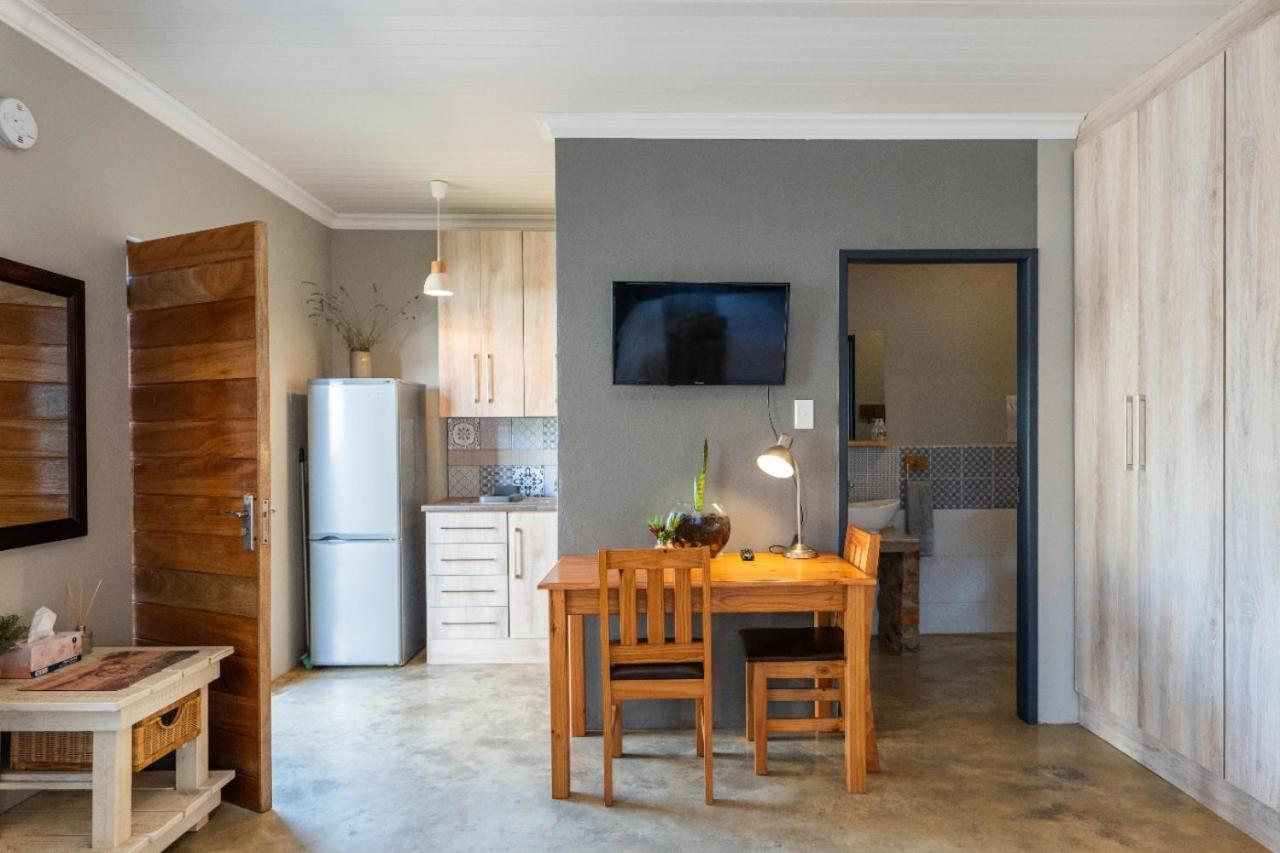 One-Bedroom Chalet - Photo 5