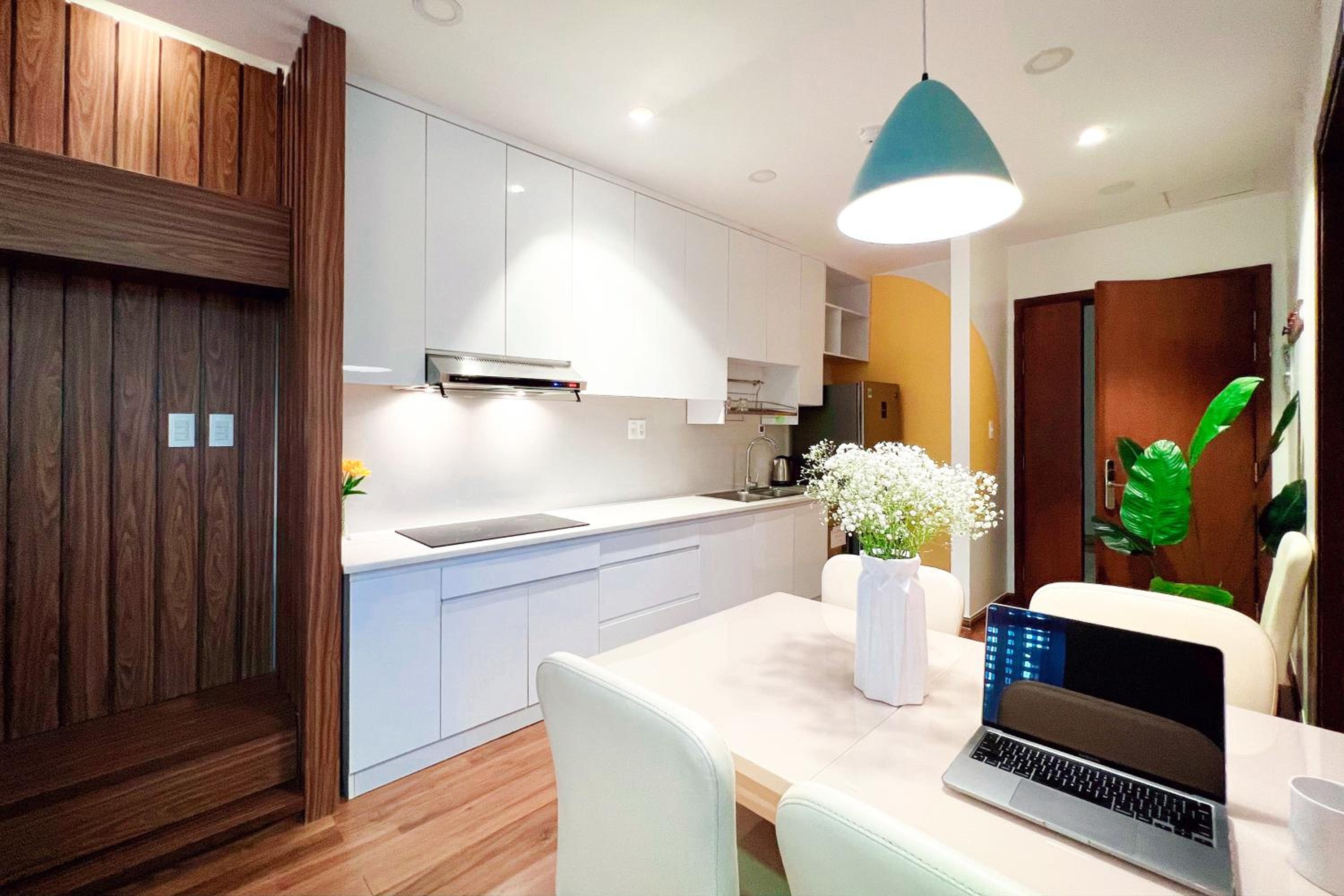 One-Bedroom Apartment - Photo 14