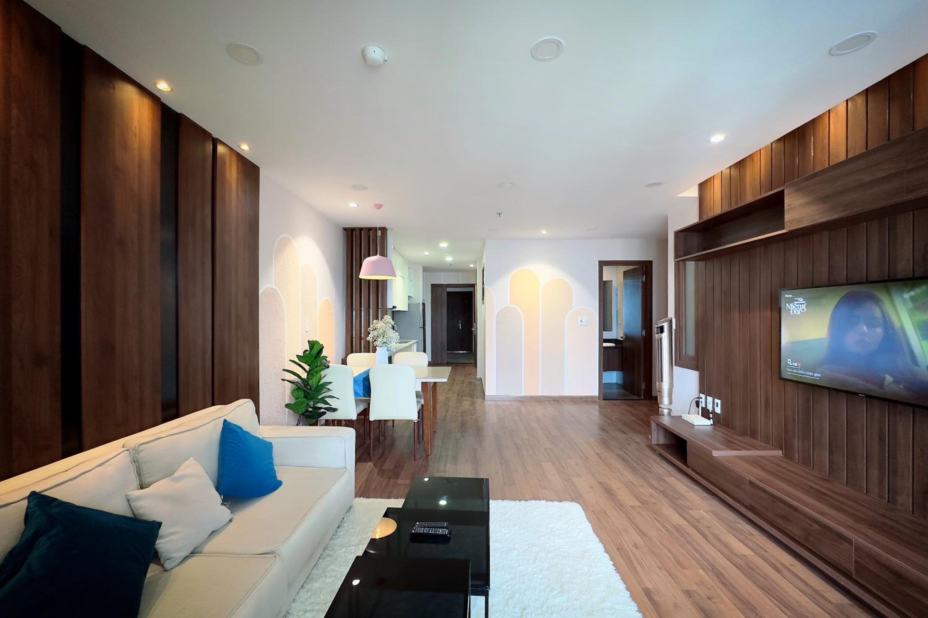 Three-Bedroom Apartment - Photo 26