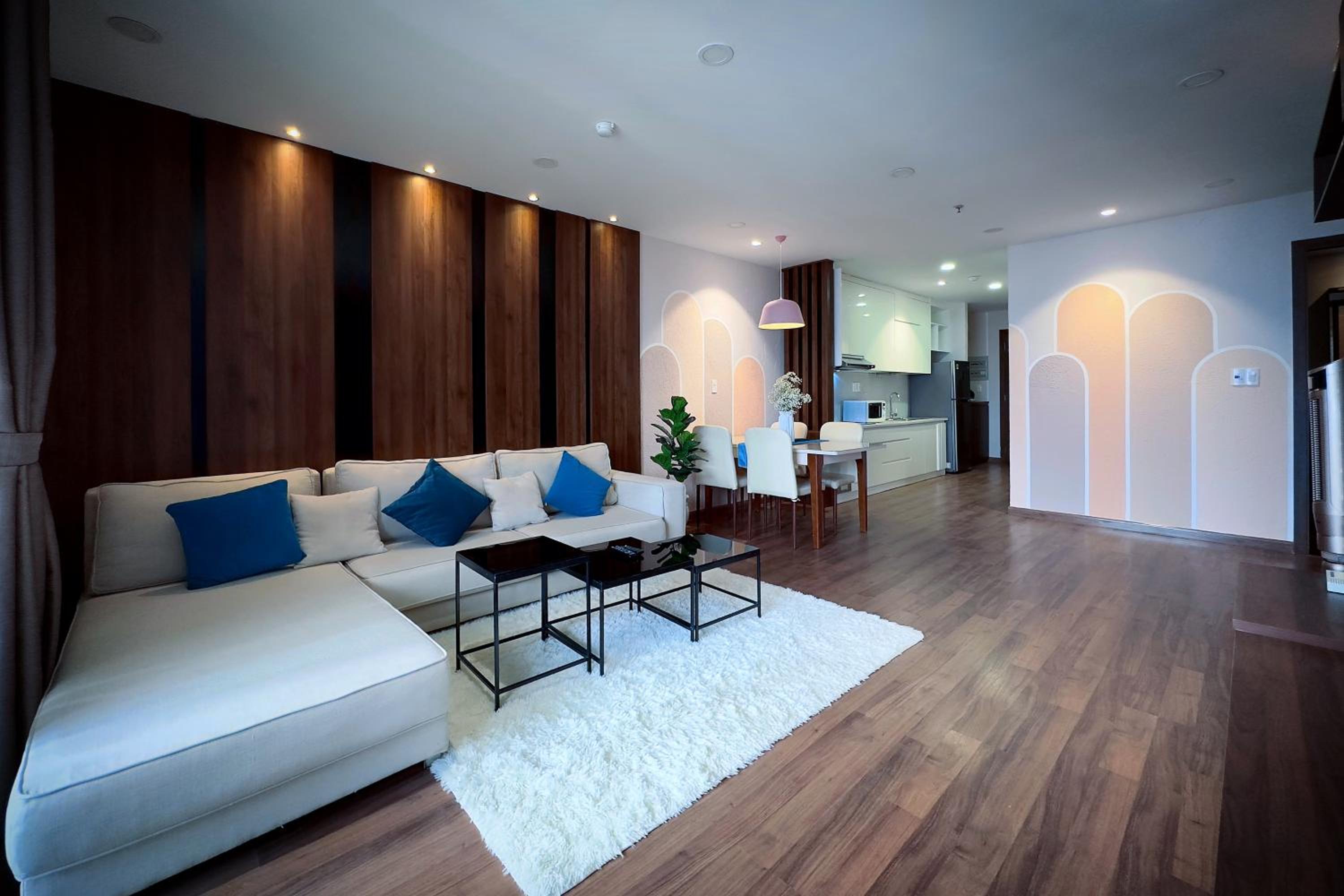 Three-Bedroom Apartment - Photo 15