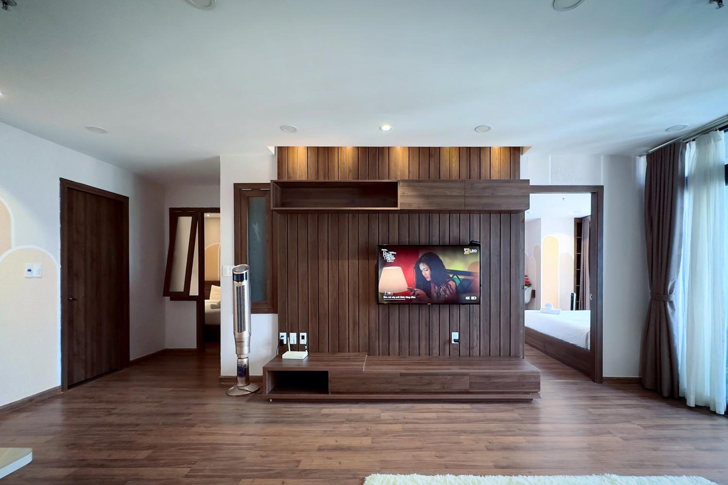 Three-Bedroom Apartment - Photo 14