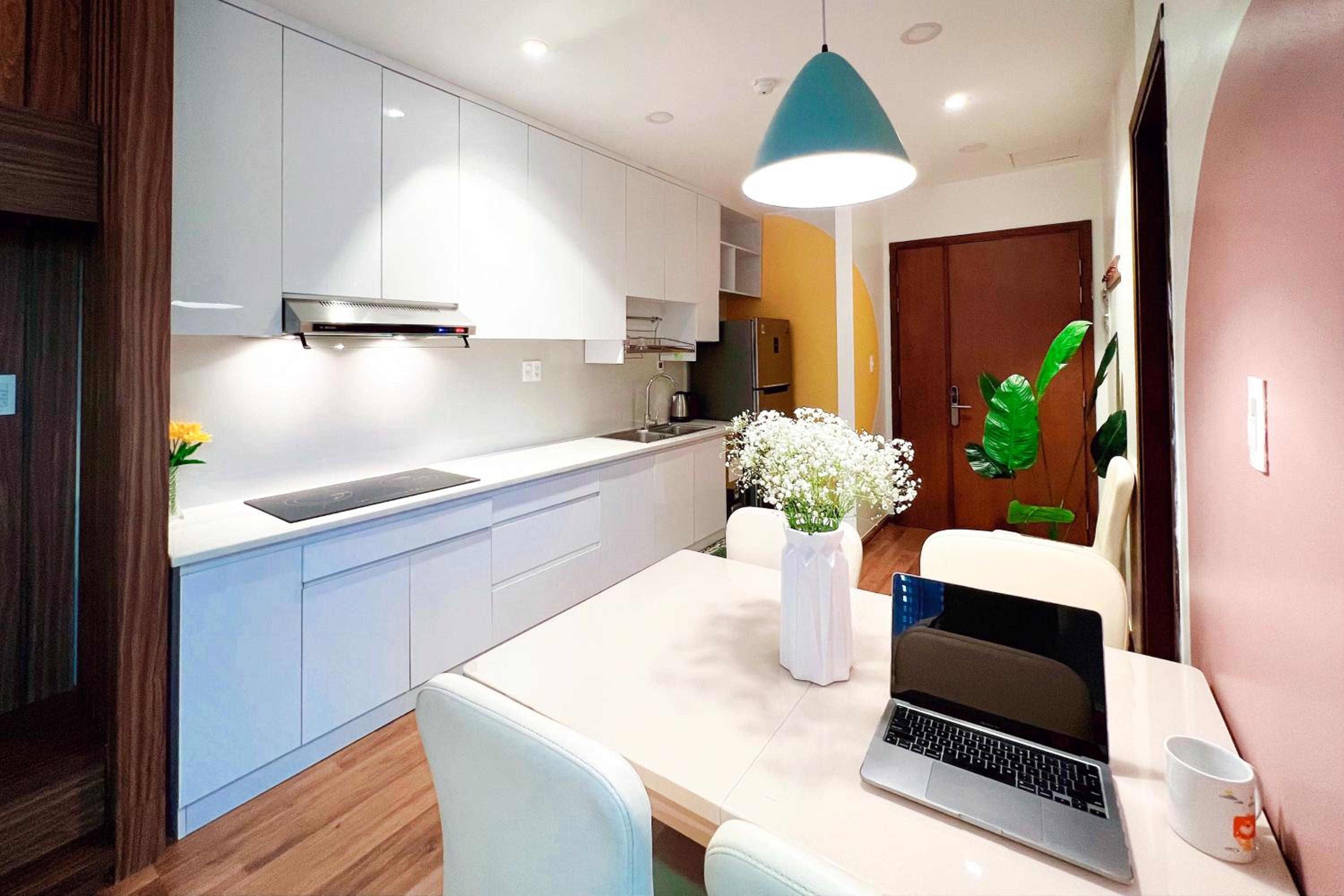 One-Bedroom Apartment - Photo 37