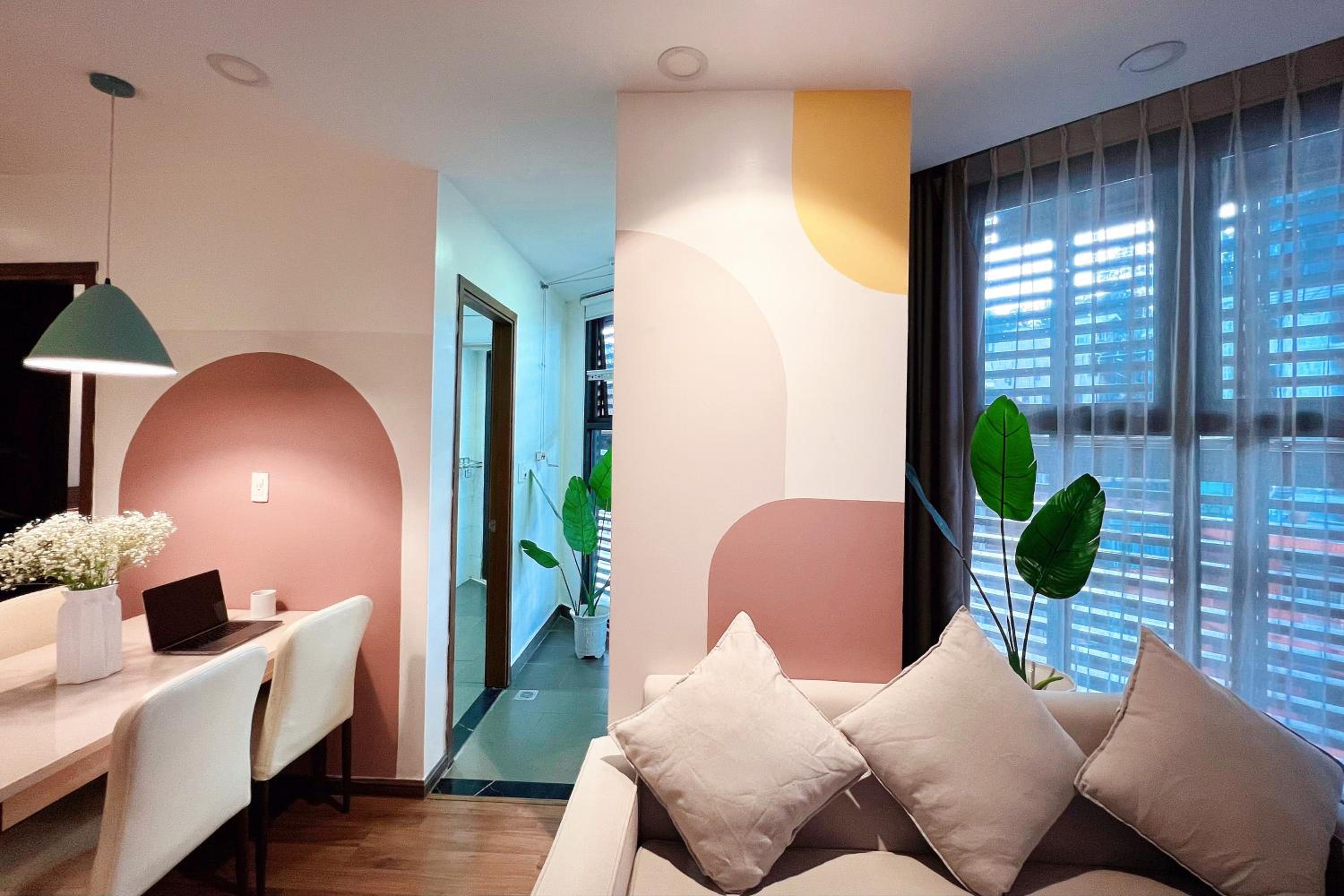 One-Bedroom Apartment - Photo 32