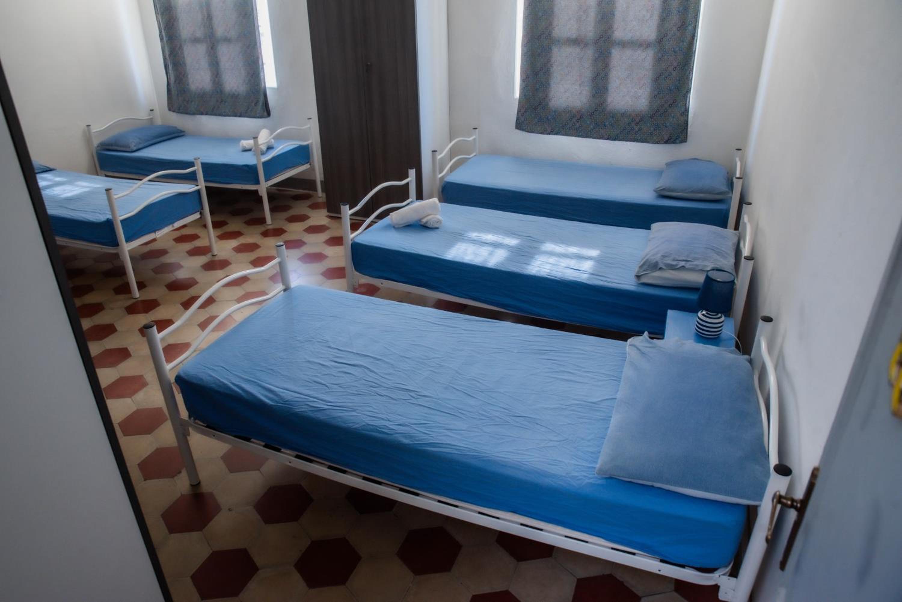 4-Bed Mixed Dormitory Room photo 1
