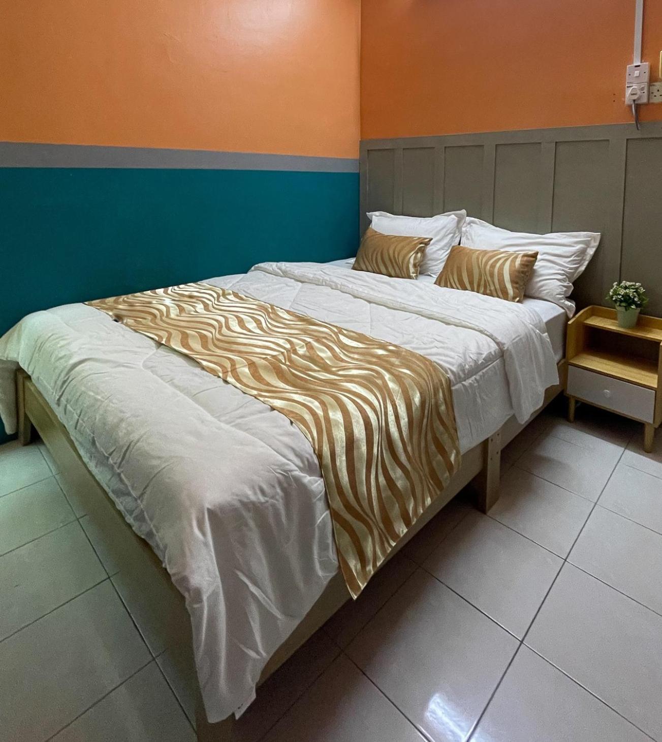 Four-Bedroom House photo 1