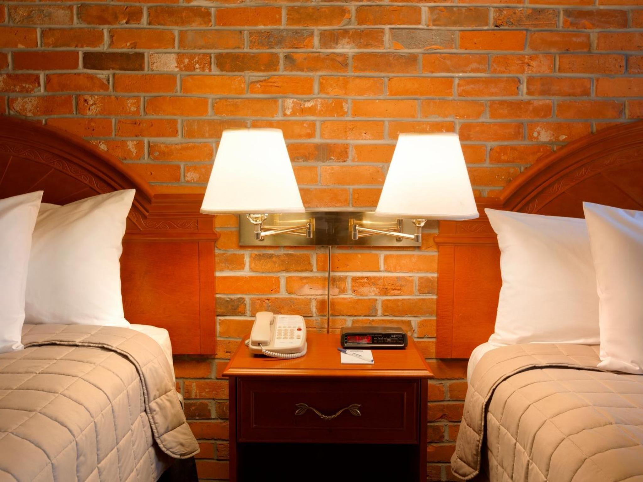 Room with 2 Double Beds, Non-Smoking - Photo 5