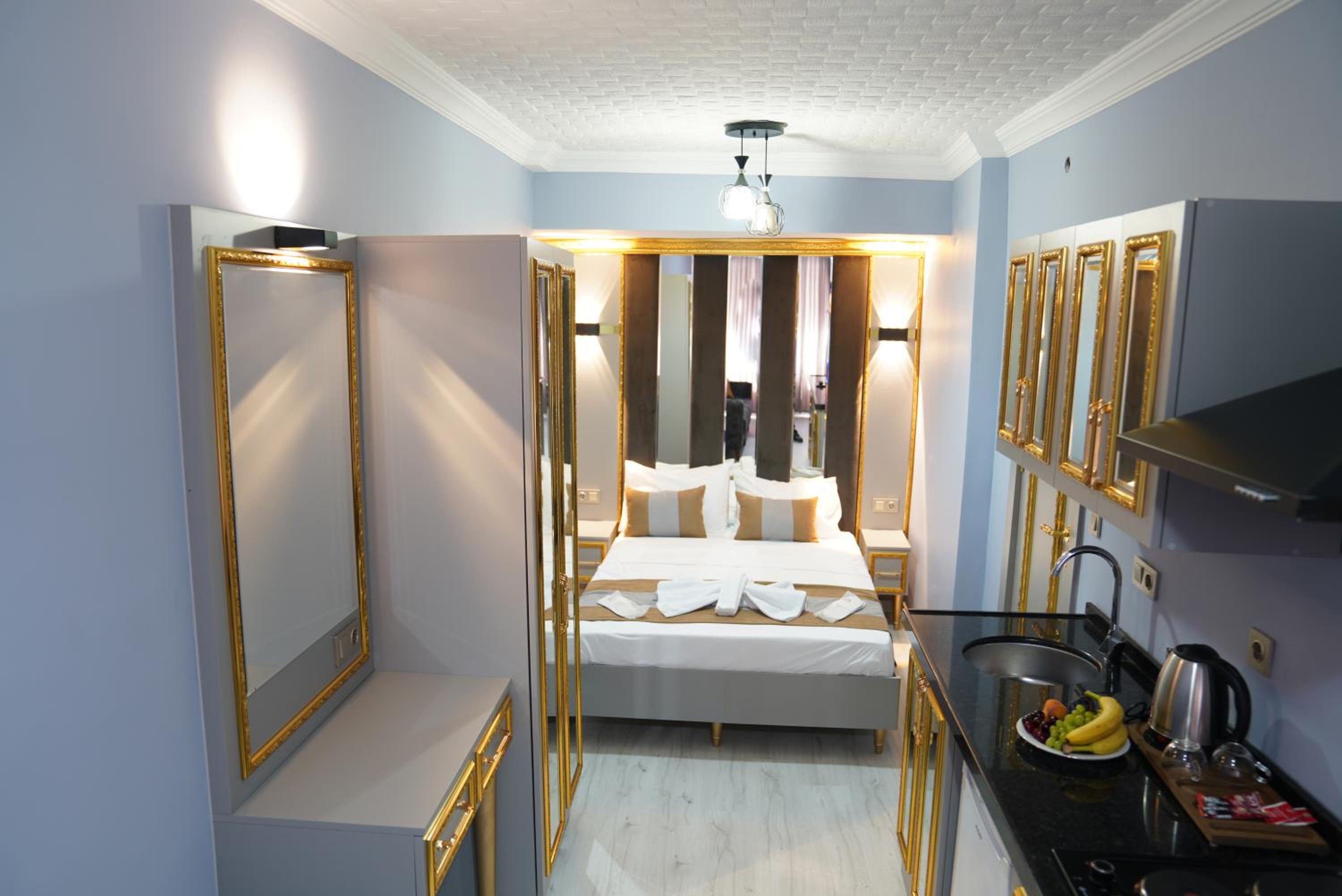 Economy Double Room photo 1