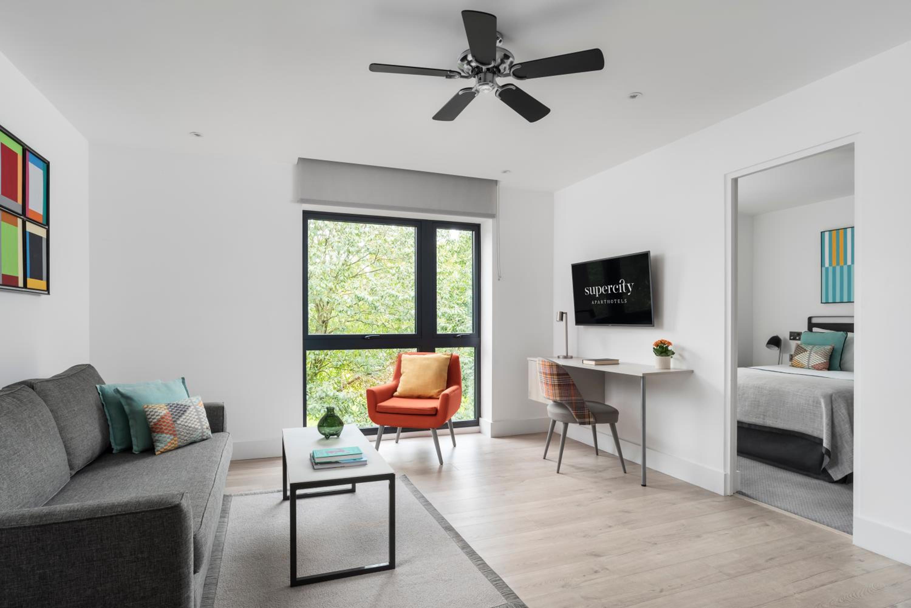 One Bedroom Suite - Photo 1