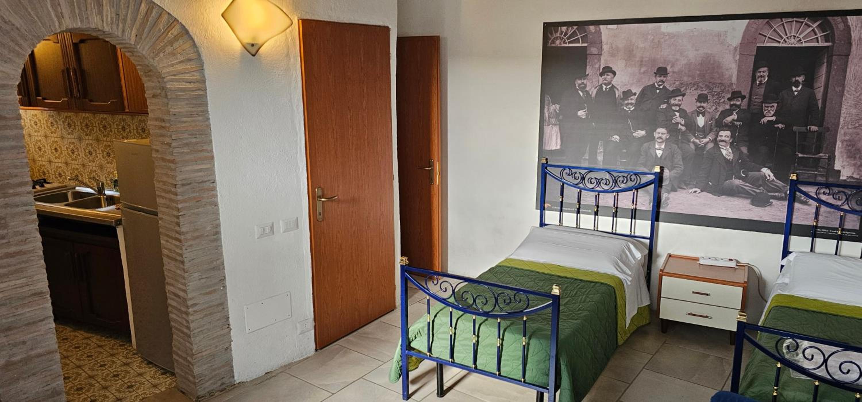 Standard Triple Room photo 2