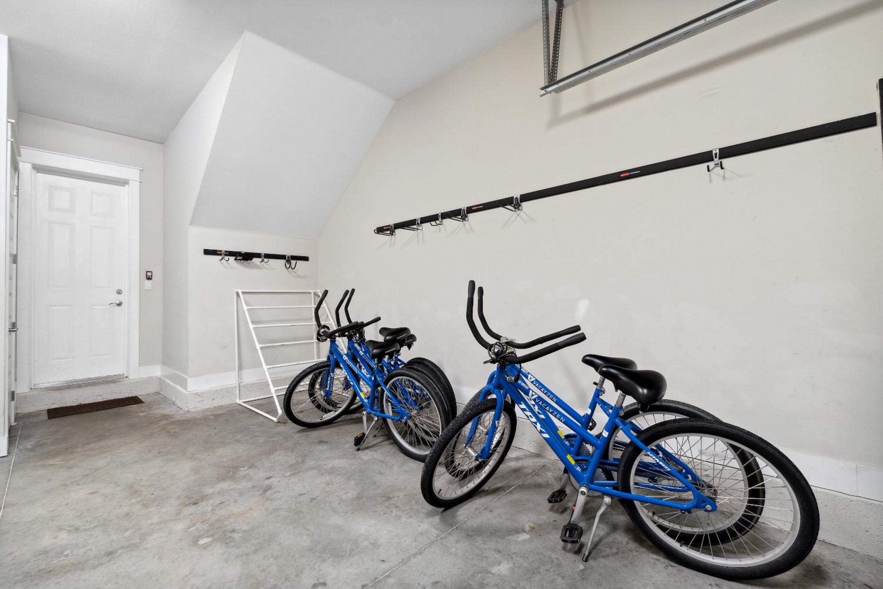 Three-Bedroom Townhouse photo 3