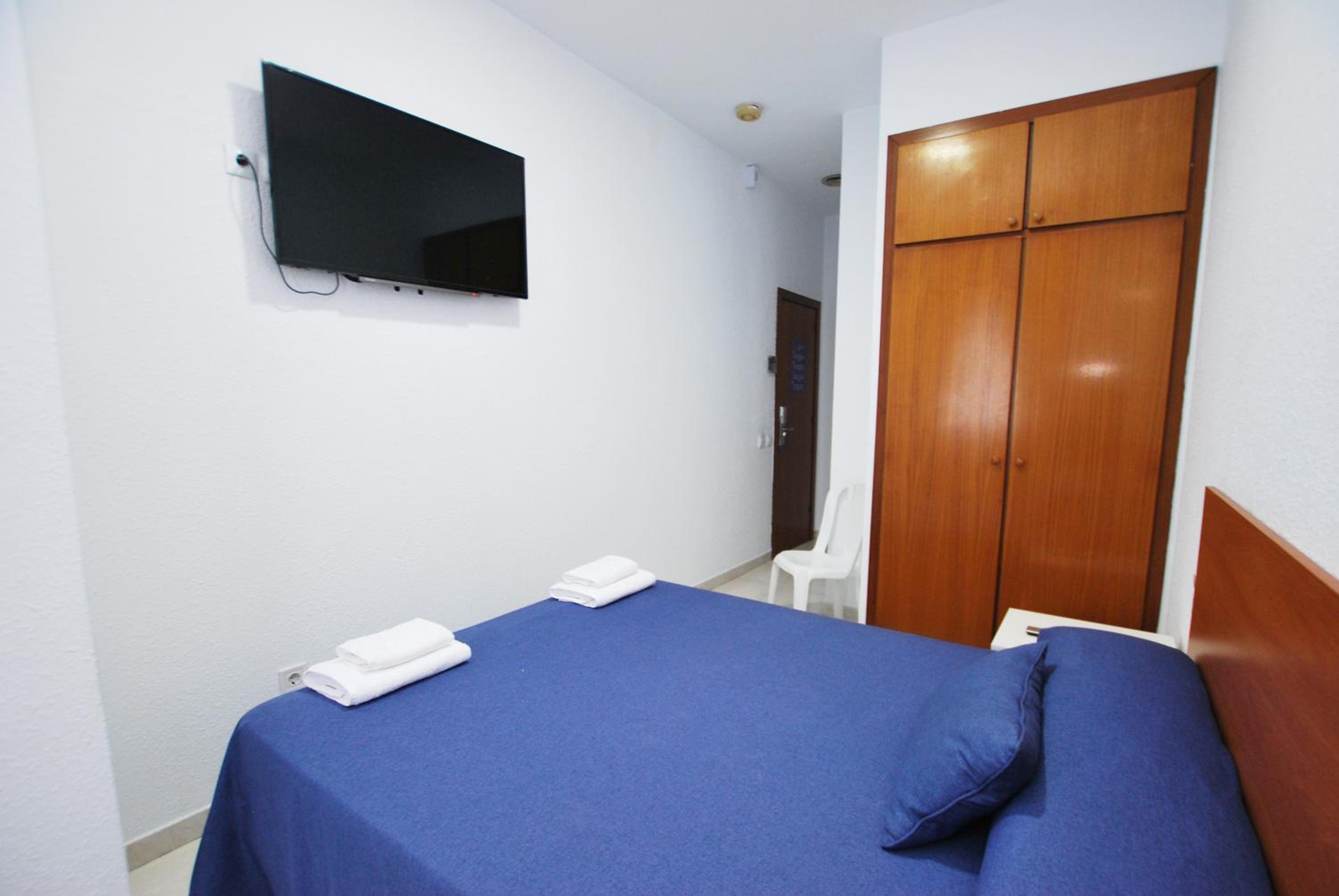 Double Room with Private Bathroom photo 2