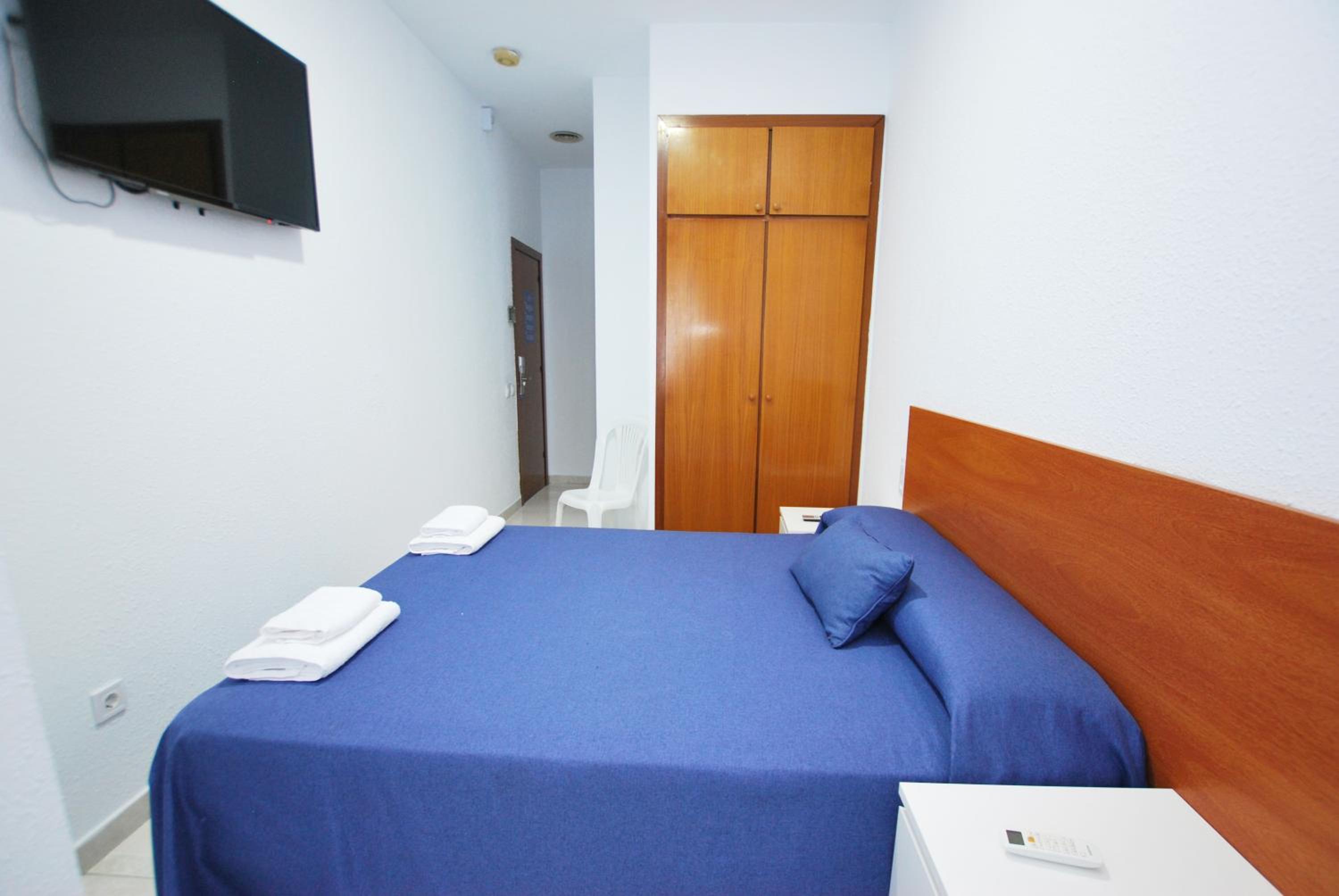 Double Room with Private Bathroom photo 3