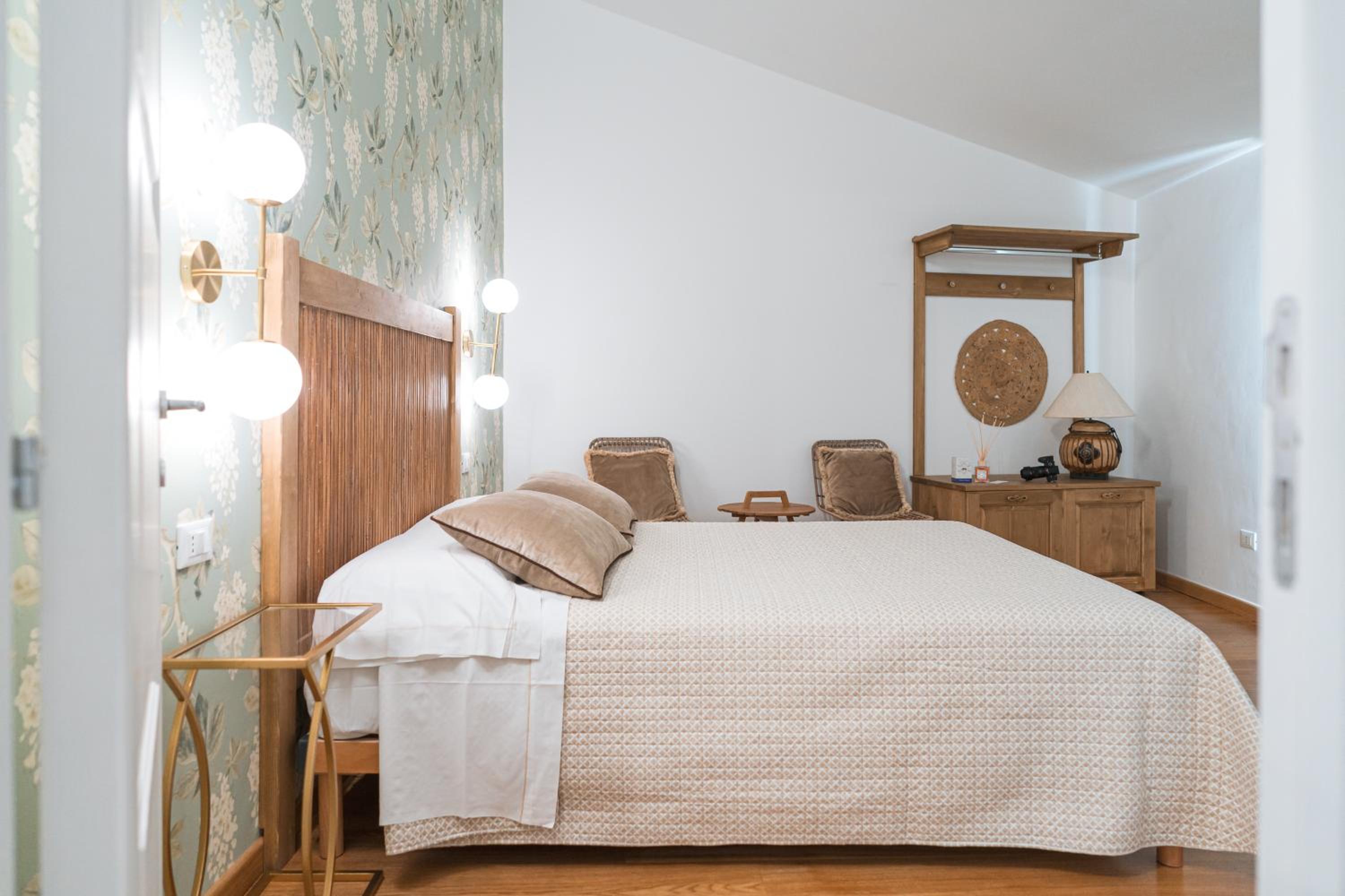 Double Room with Balcony photo 2