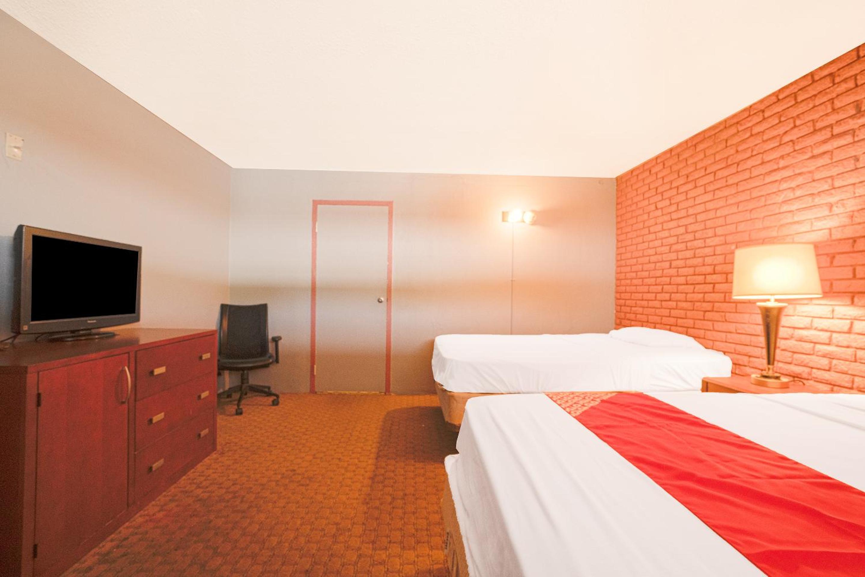 2 Full Beds Non-Smoking photo 1