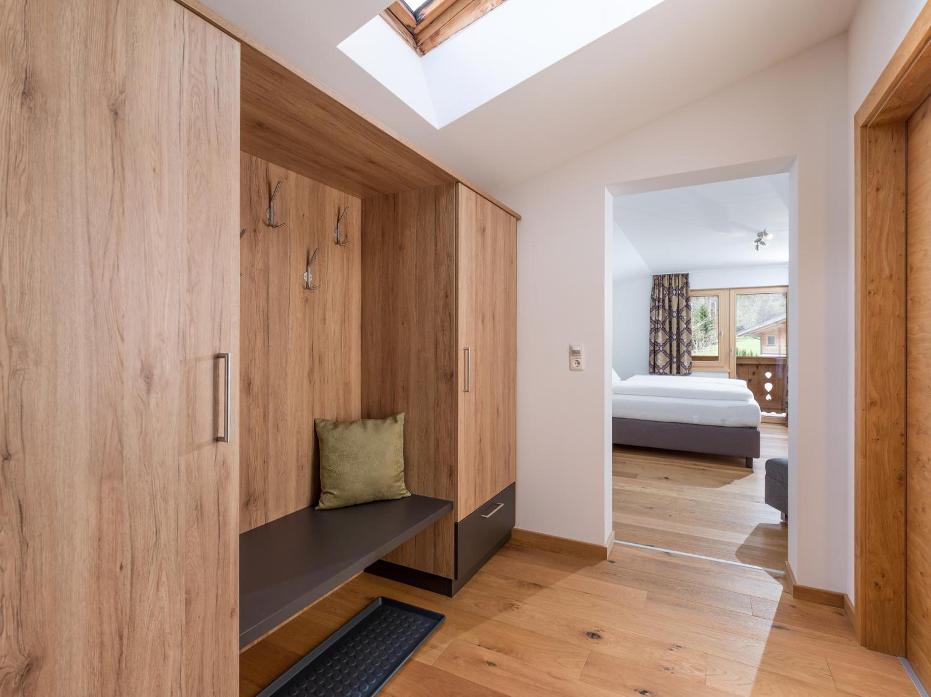 Superior Double or Twin Room with Mountain View photo 3