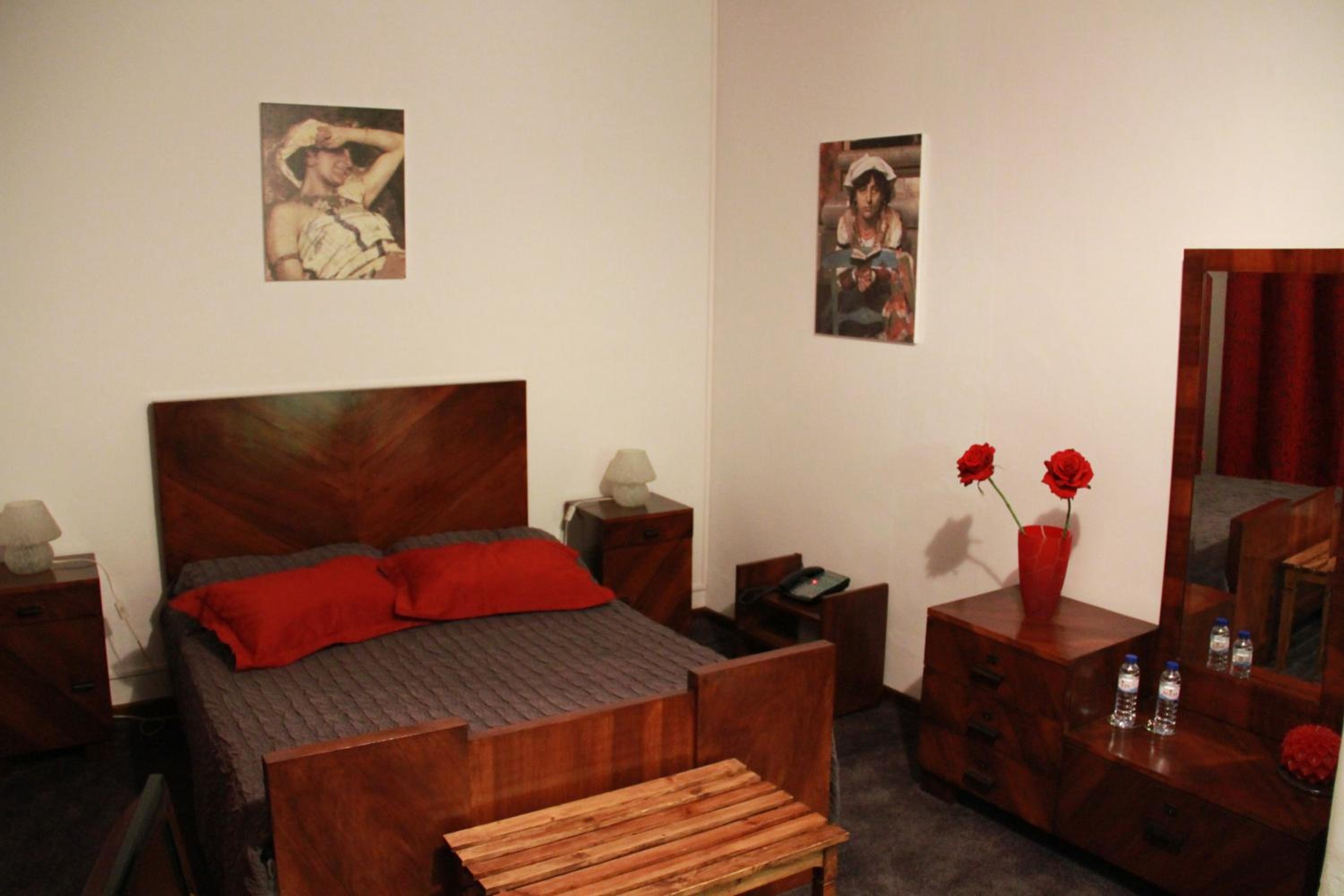 Double Room - Photo 16
