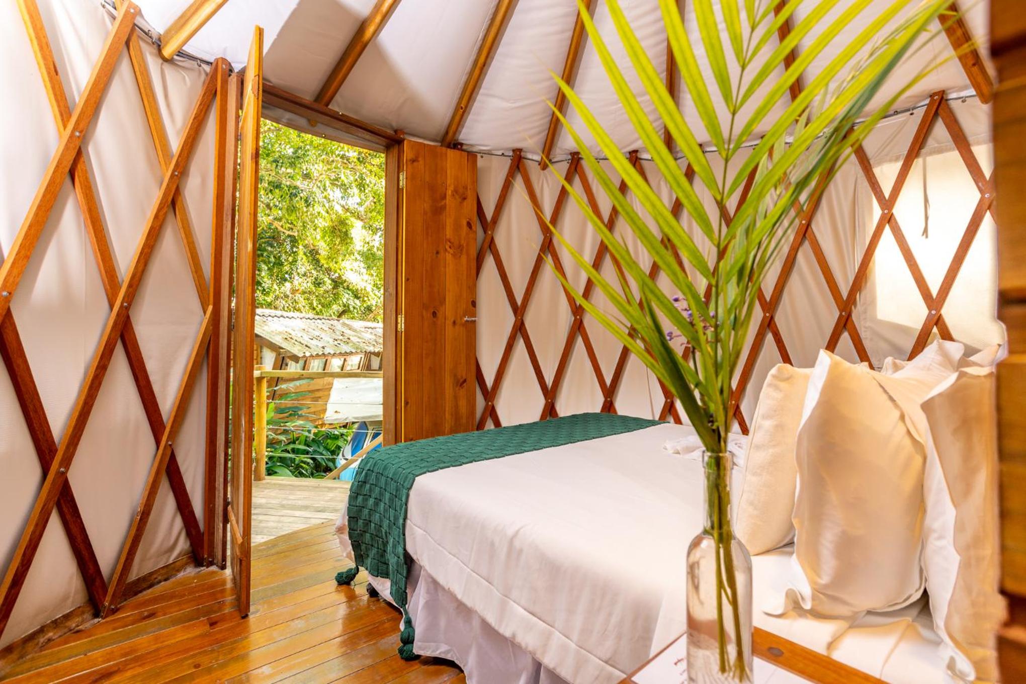 Yurt photo 3