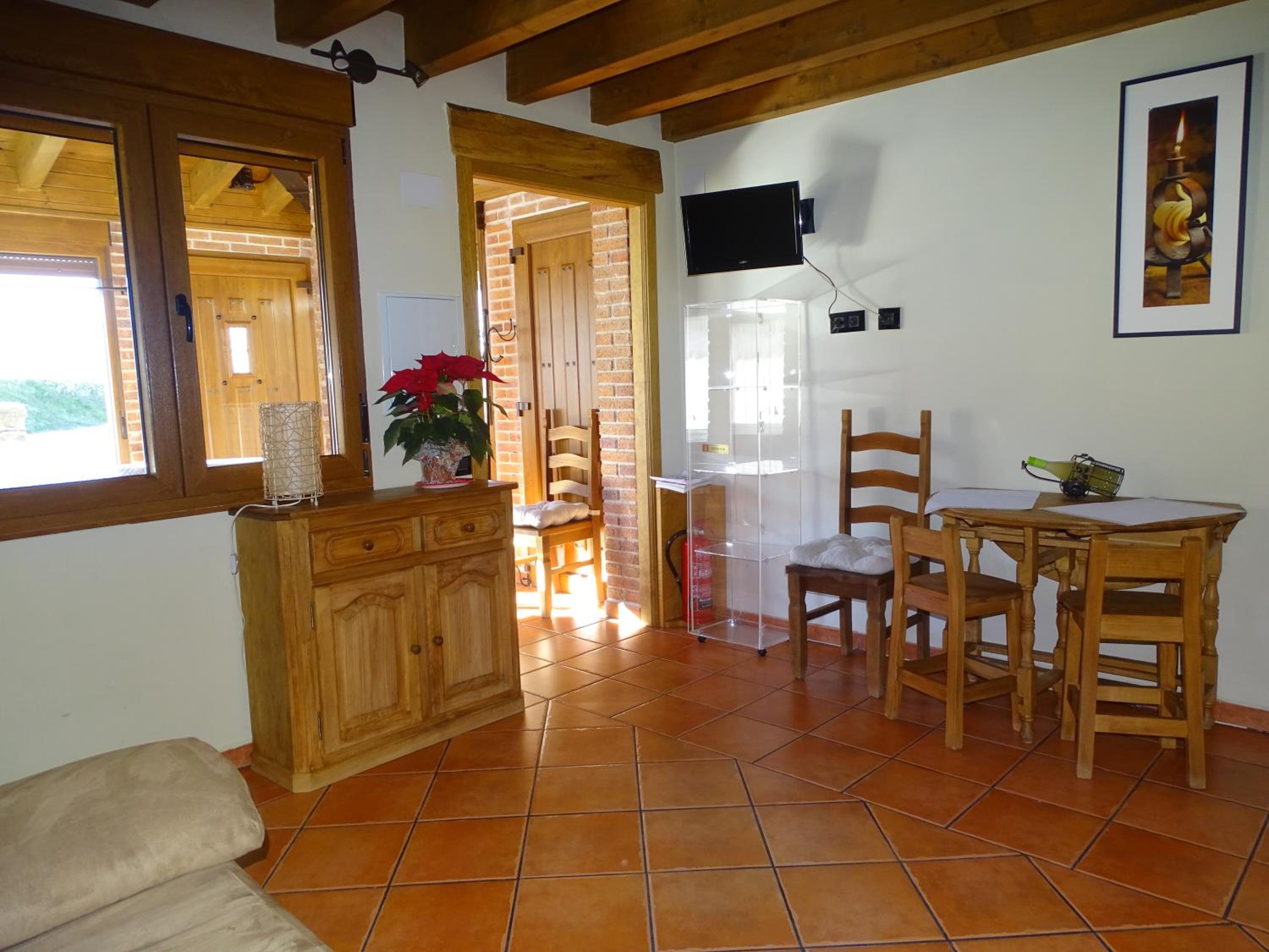 One-Bedroom House photo 3