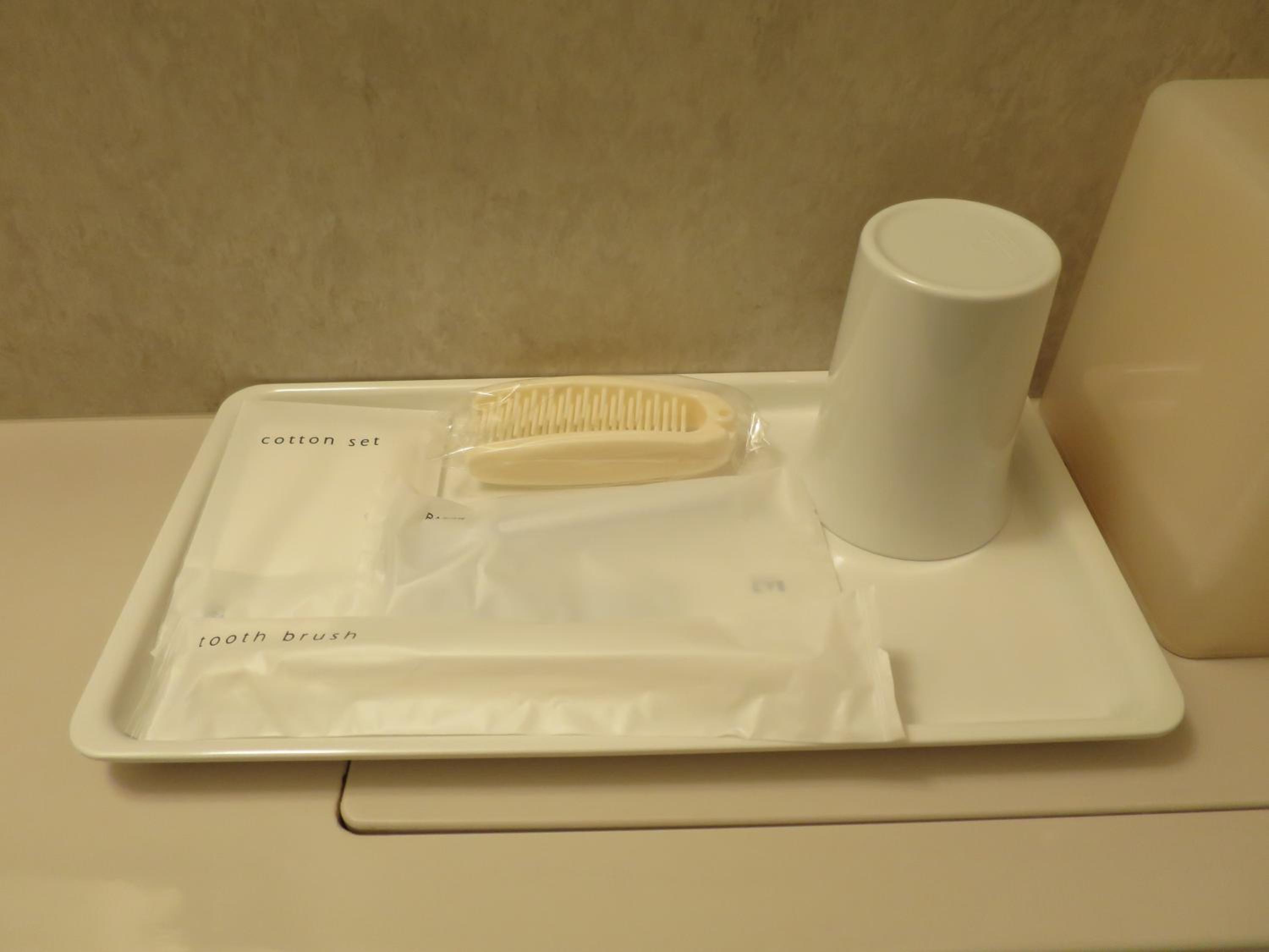 Economy Twin Room - Smoking - Photo 16