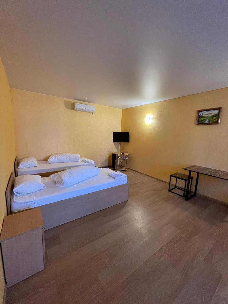 Twin Room photo 2