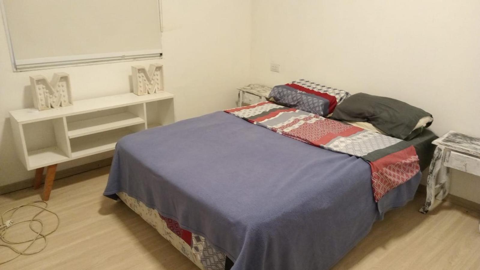 One-Bedroom House photo 1