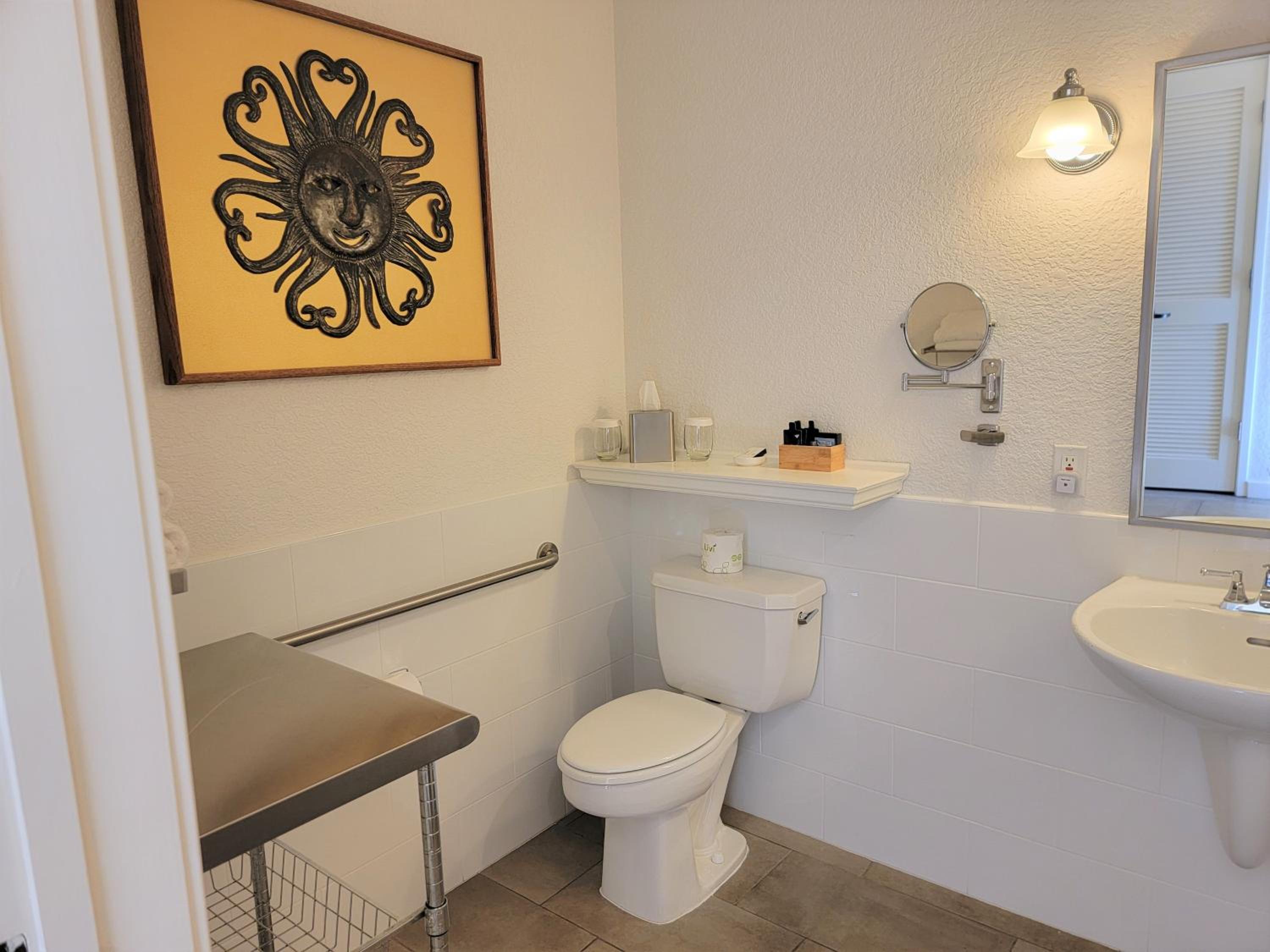 Deluxe Queen Room - Disability Access