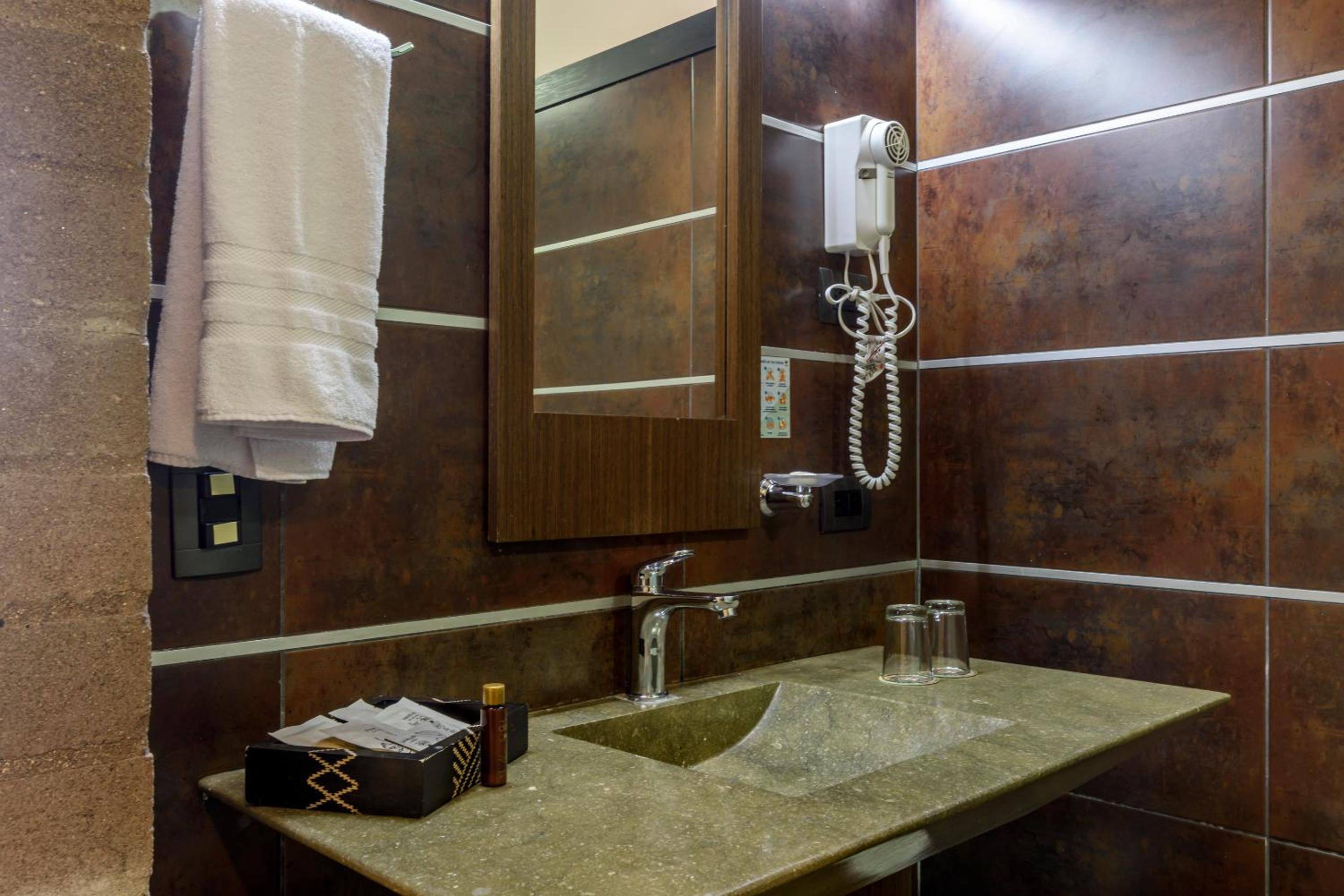 Superior Double Room - Photo 3