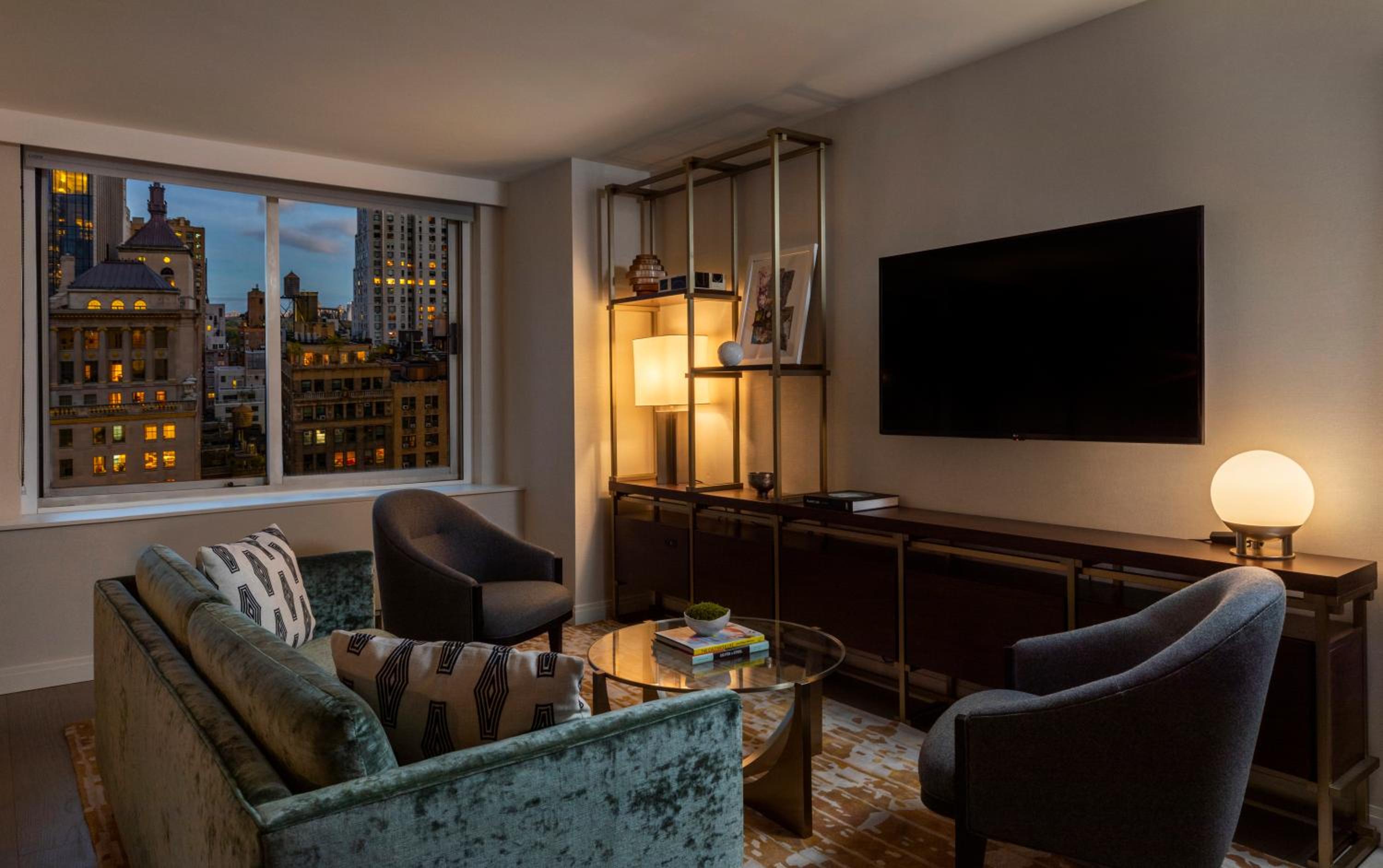 Deluxe King Room