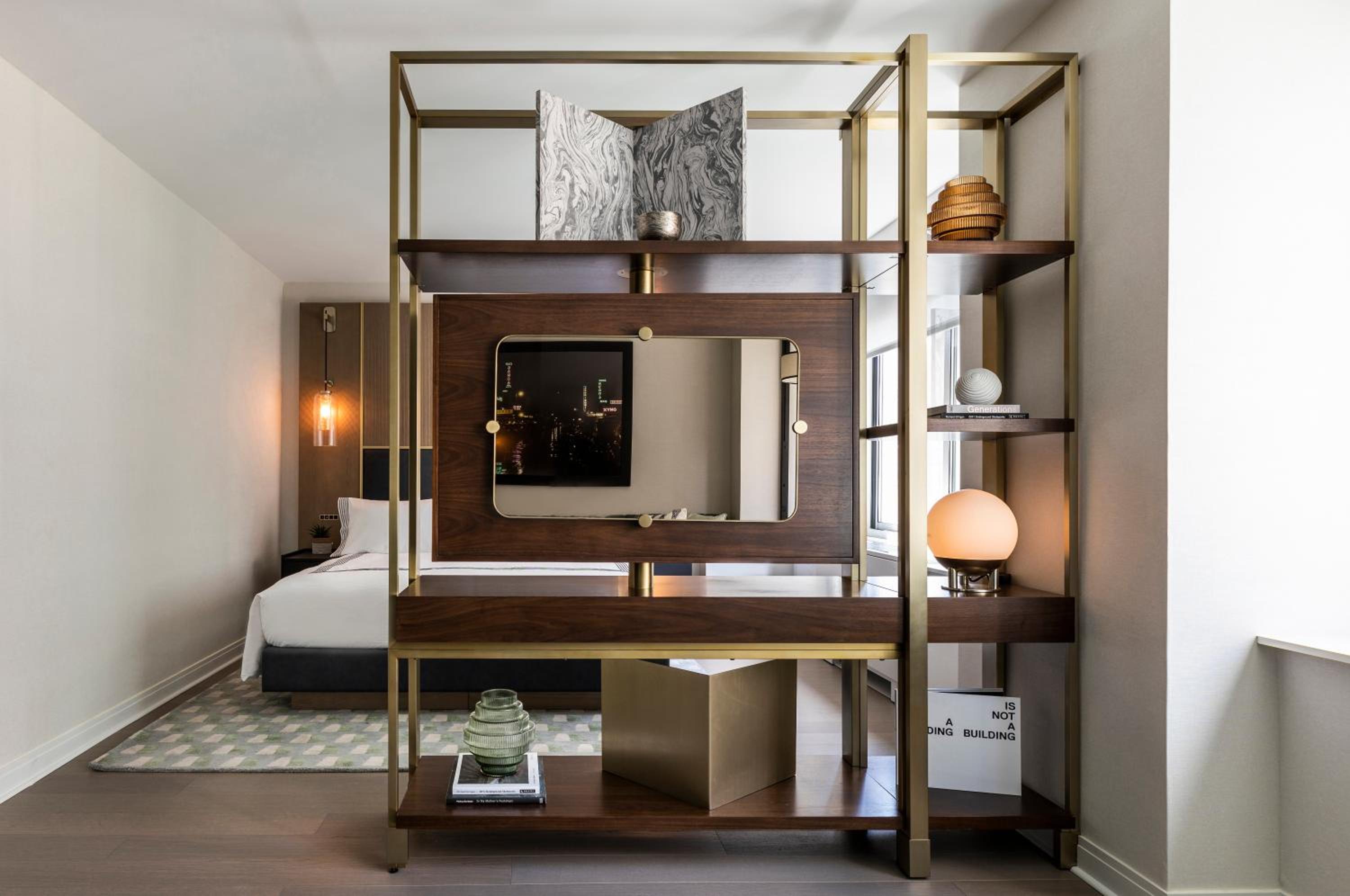King Studio Suite - Mobility Accessible/High Floor