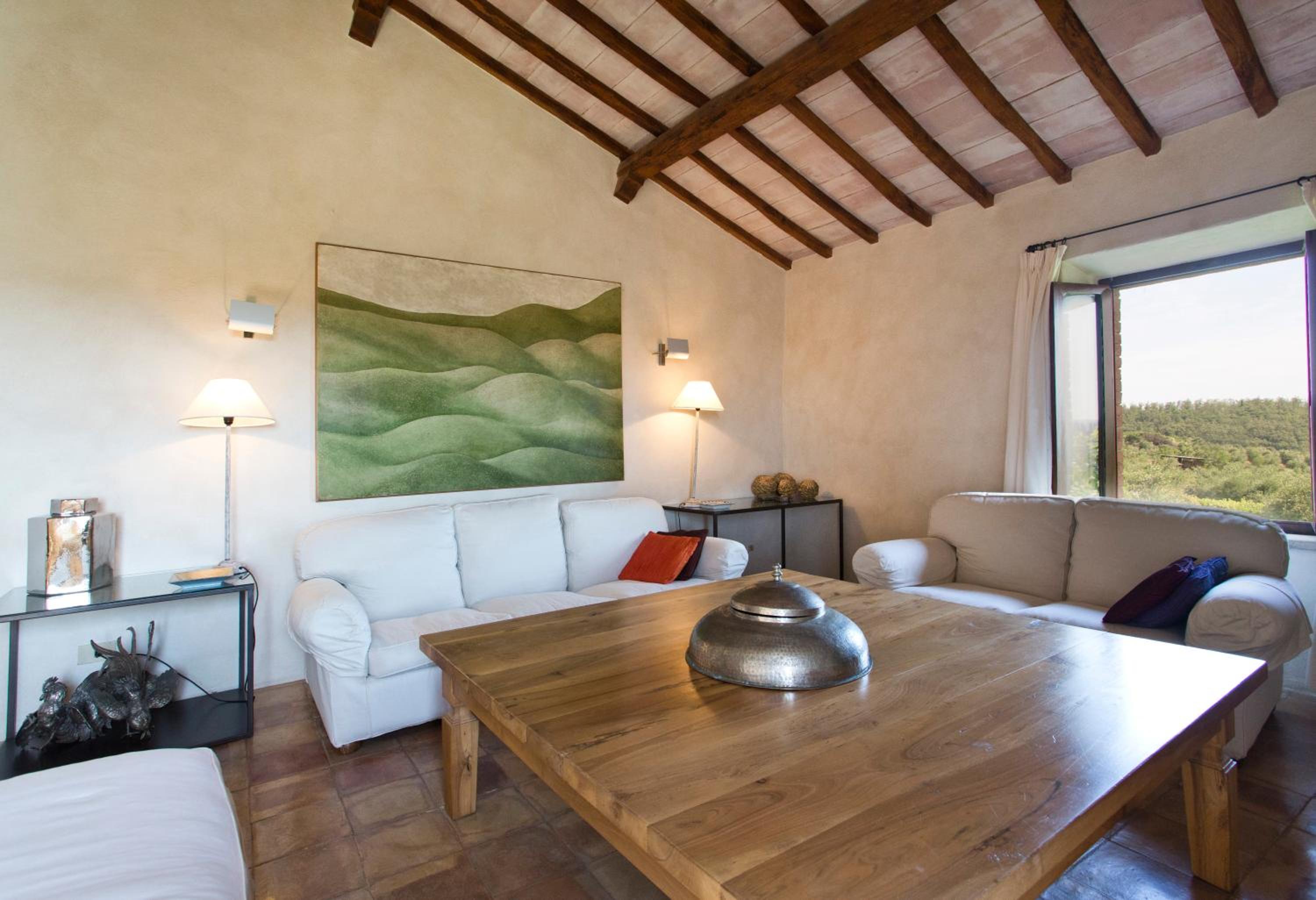 Villa photo 3