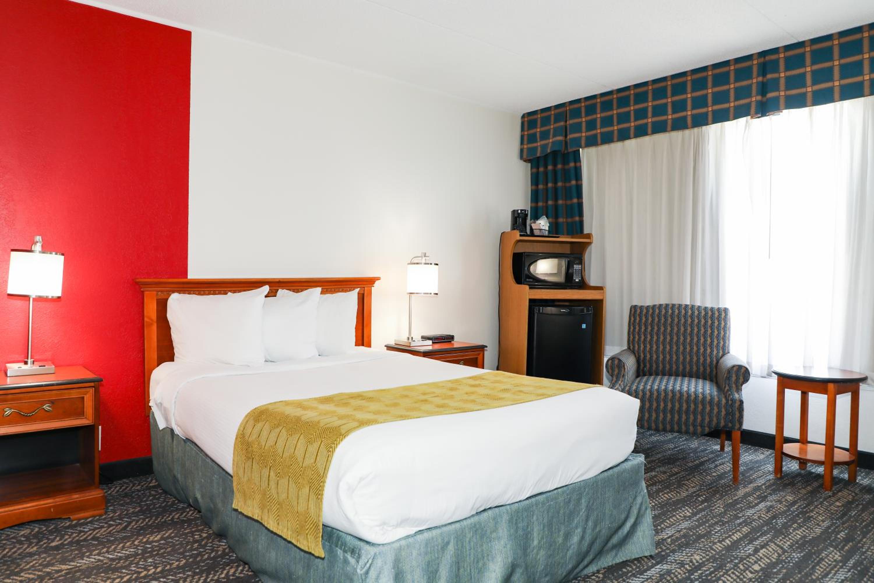 Double Room - Non-Smoking  - Photo 4