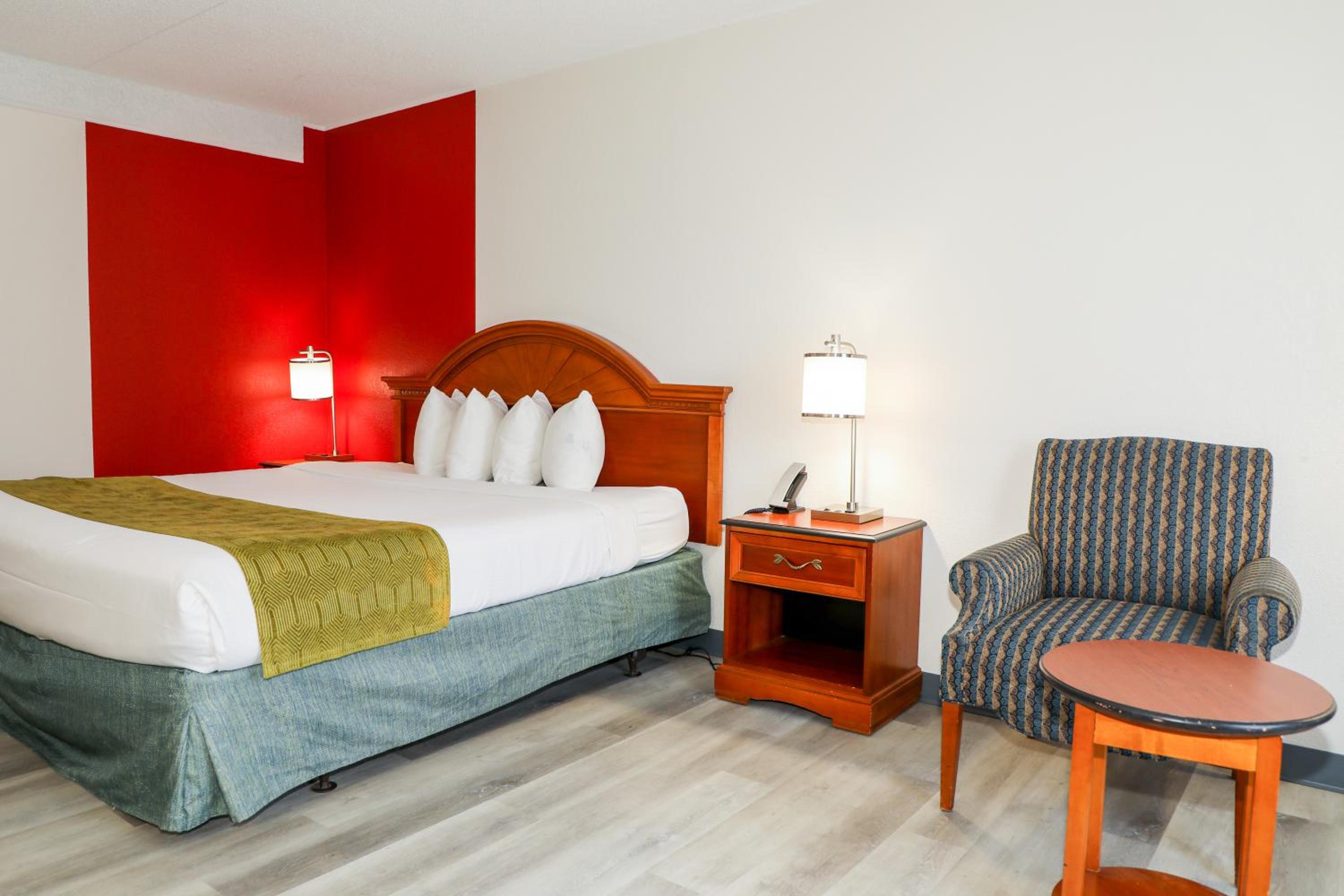 Double Room - Non-Smoking  - Photo 2