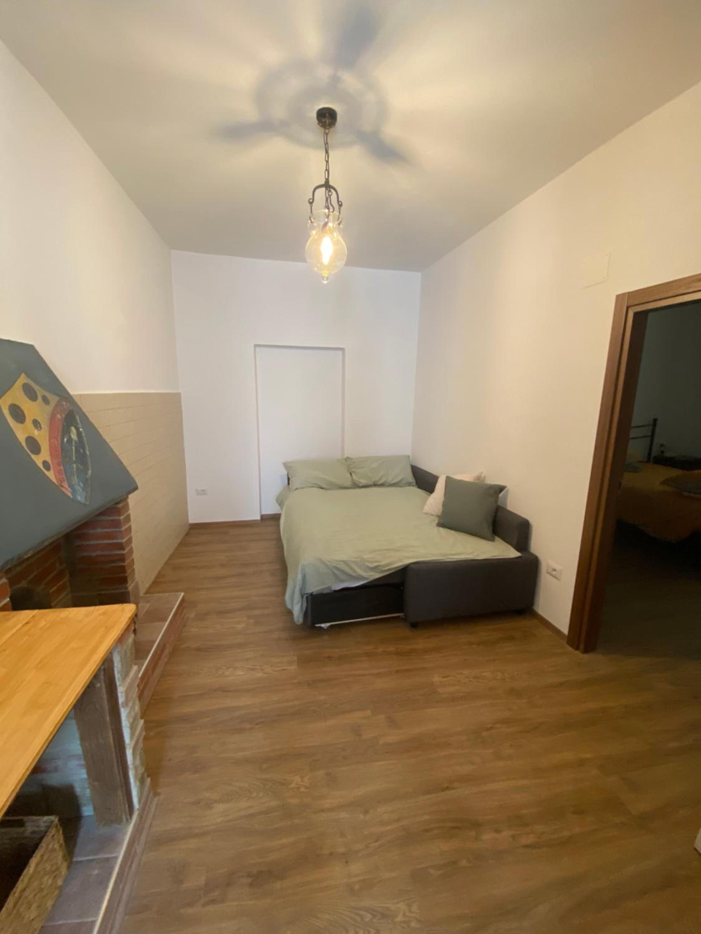 Apartment photo 2