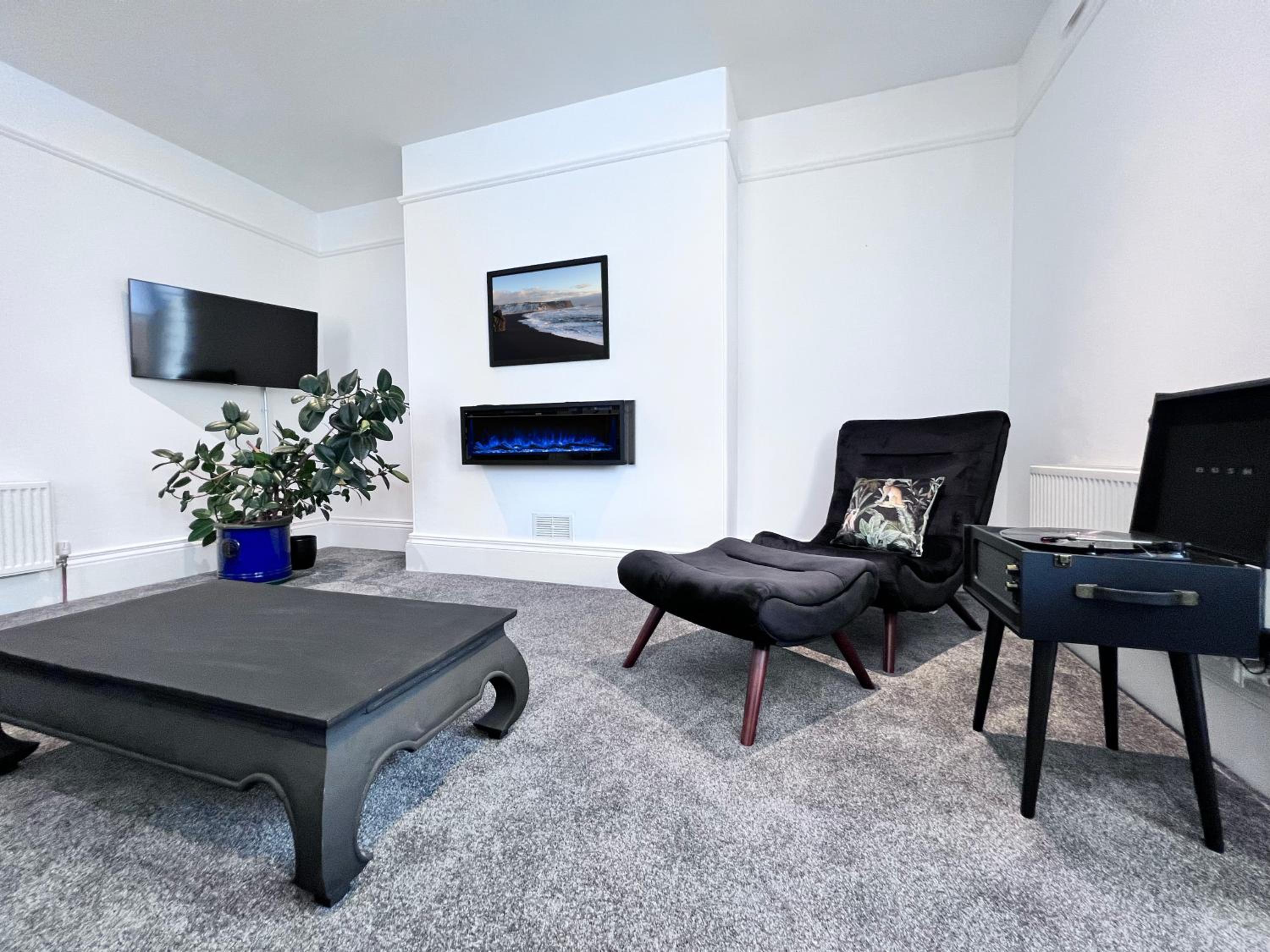 Superior Apartment photo 2