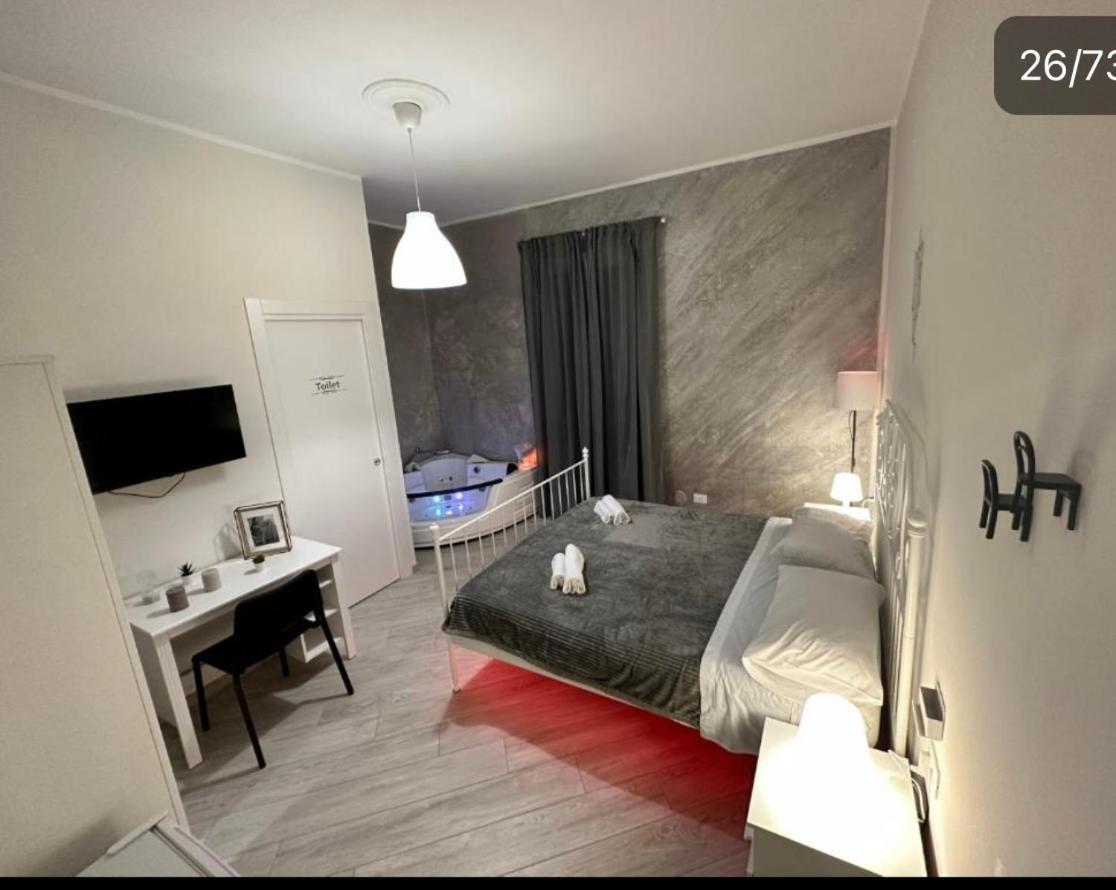 King Room with Spa Bath