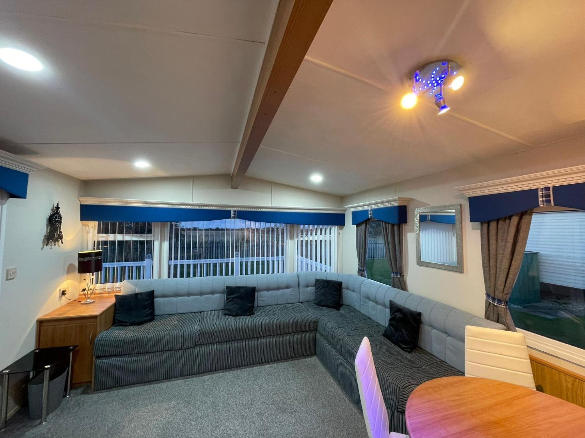 Caravan photo 2