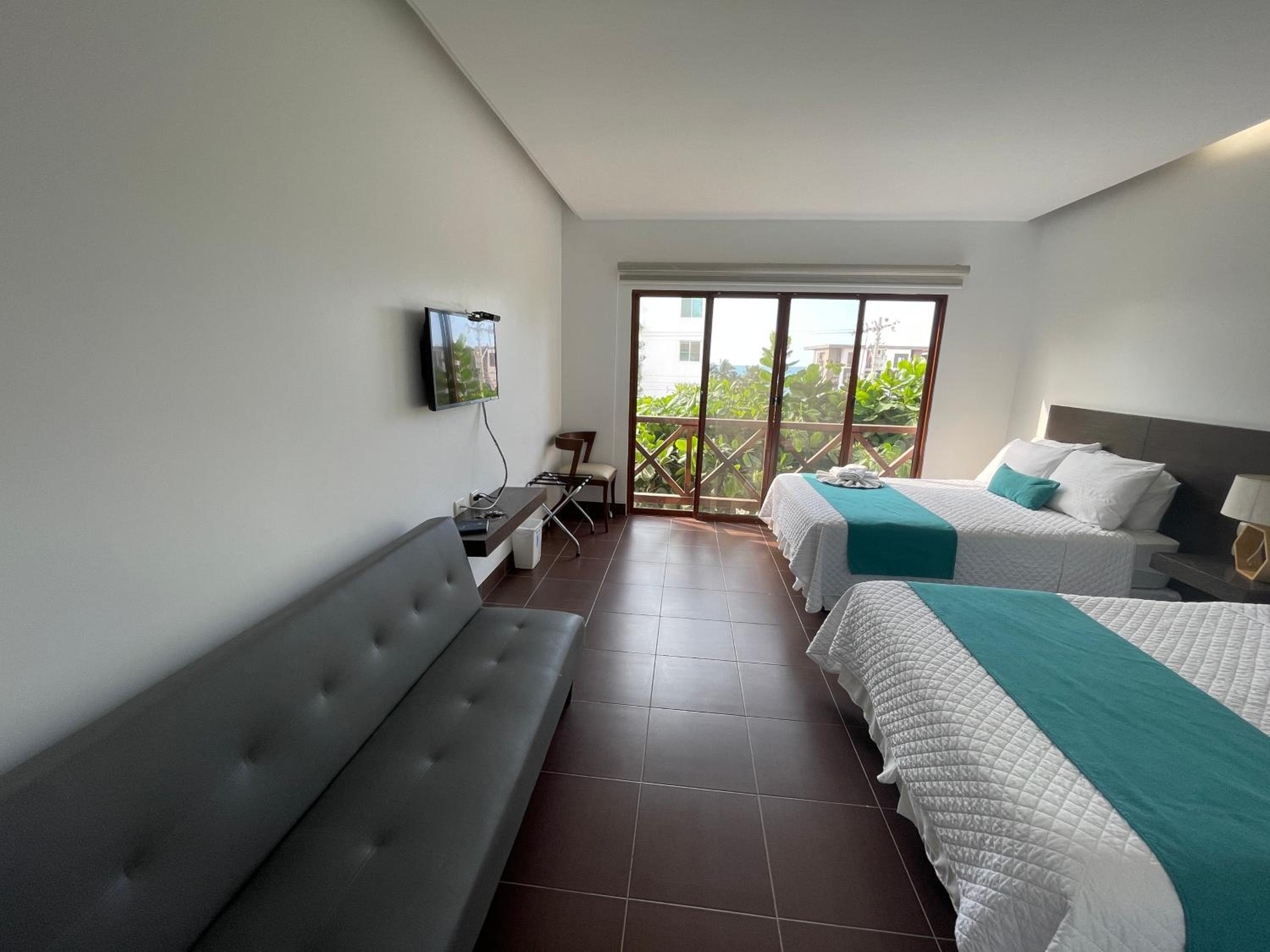 Superior Twin Room photo 2