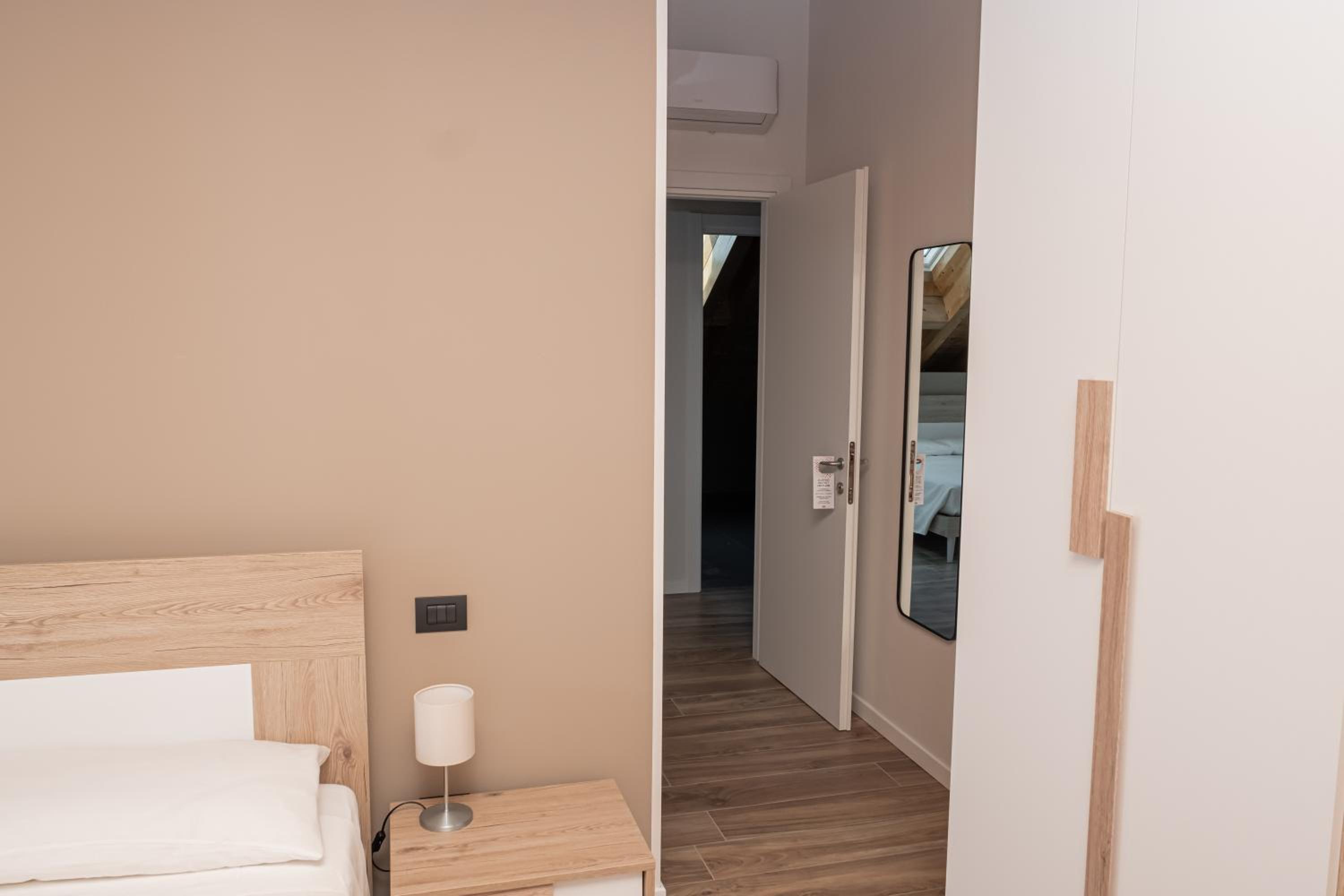 Double Room with Private Bathroom photo 2