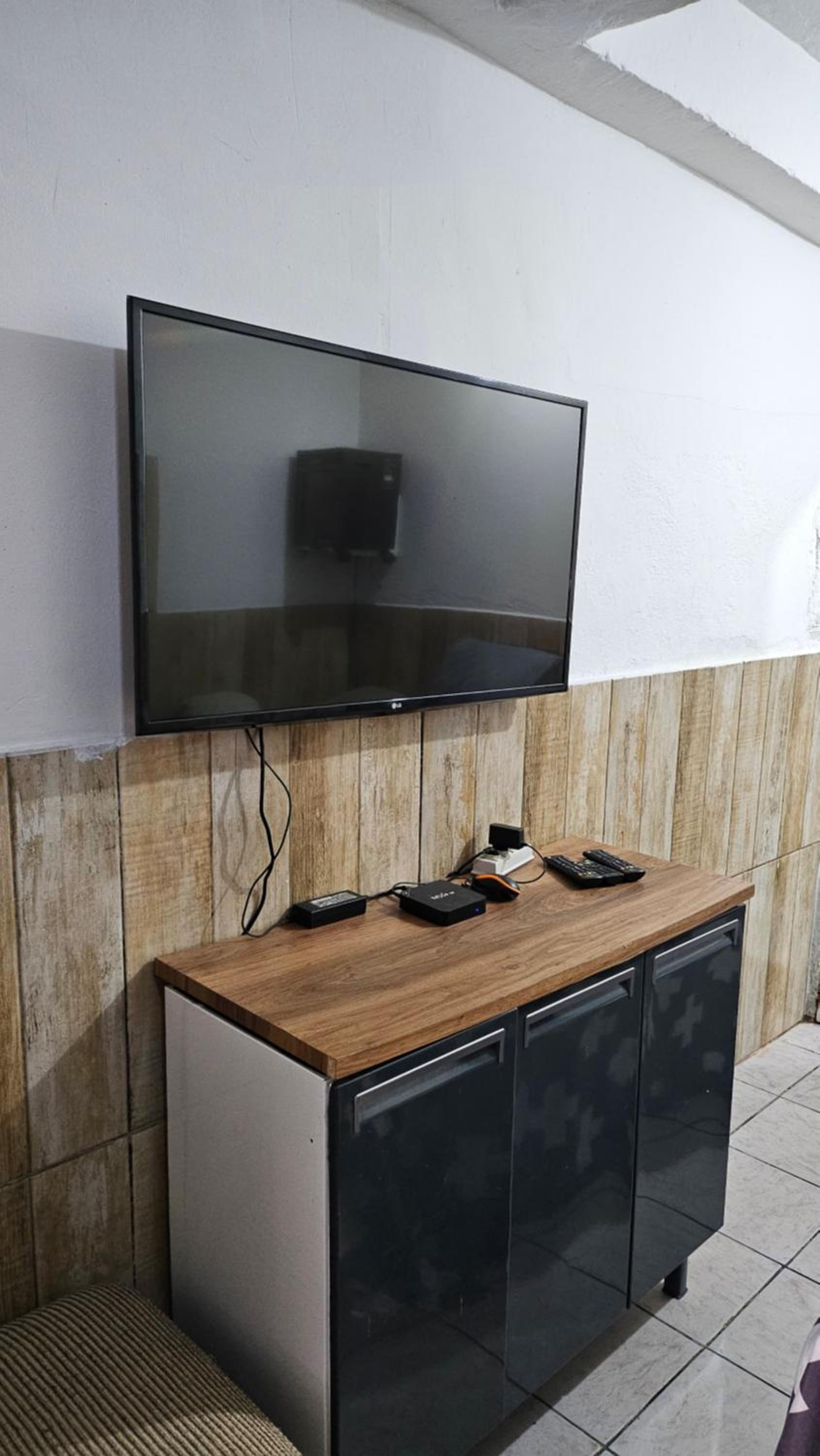 One-Bedroom House photo 1