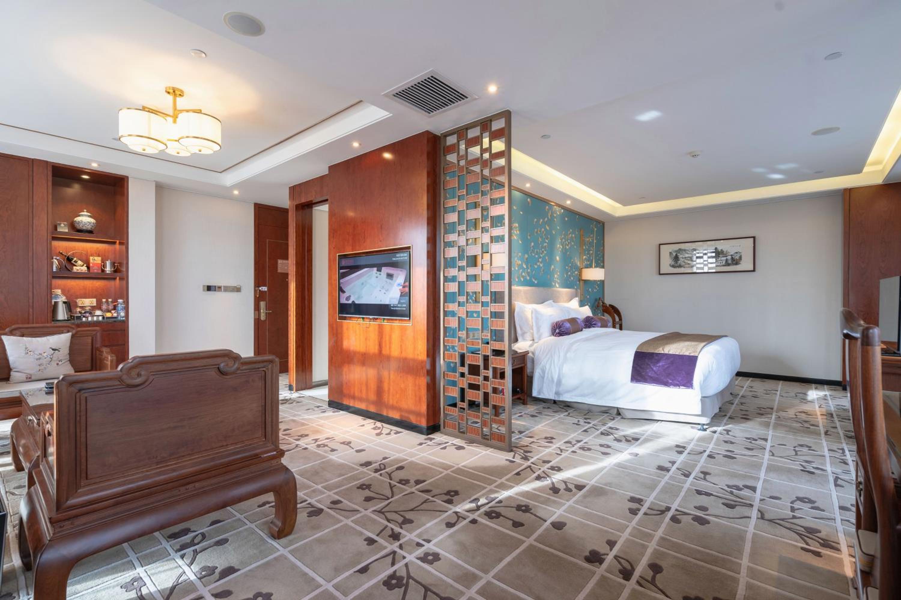 Executive Suite photo 3