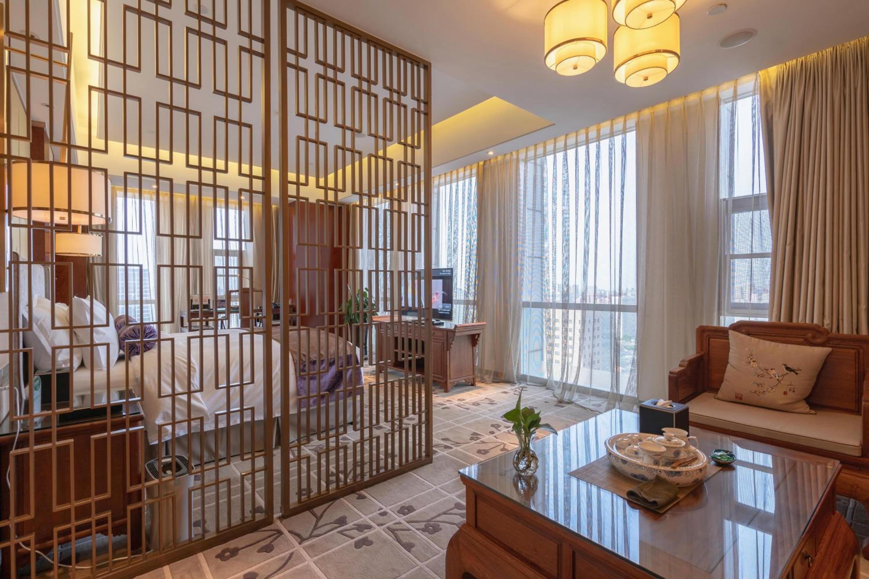 Executive Suite photo 2