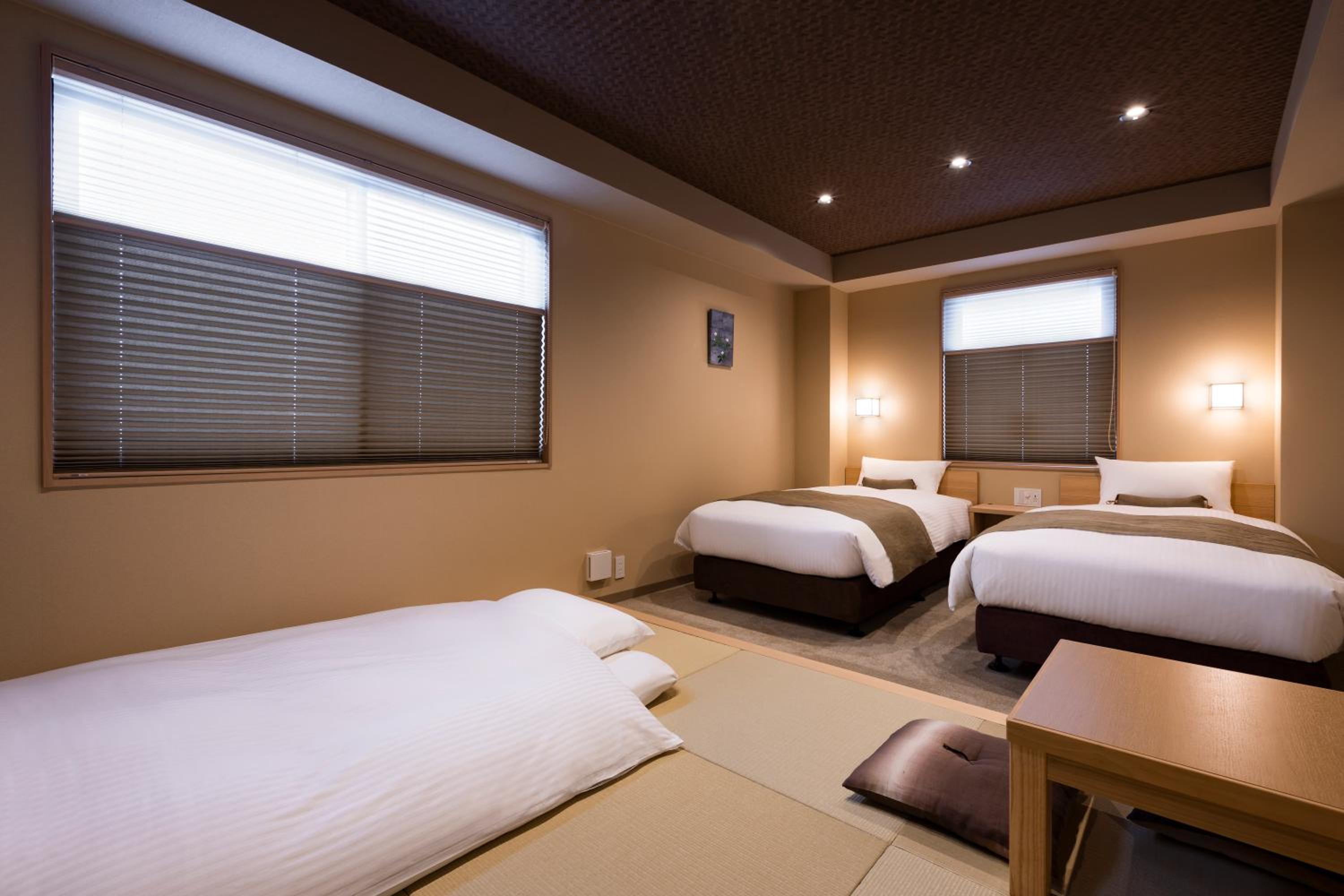 Standard Twin Room - Photo 5