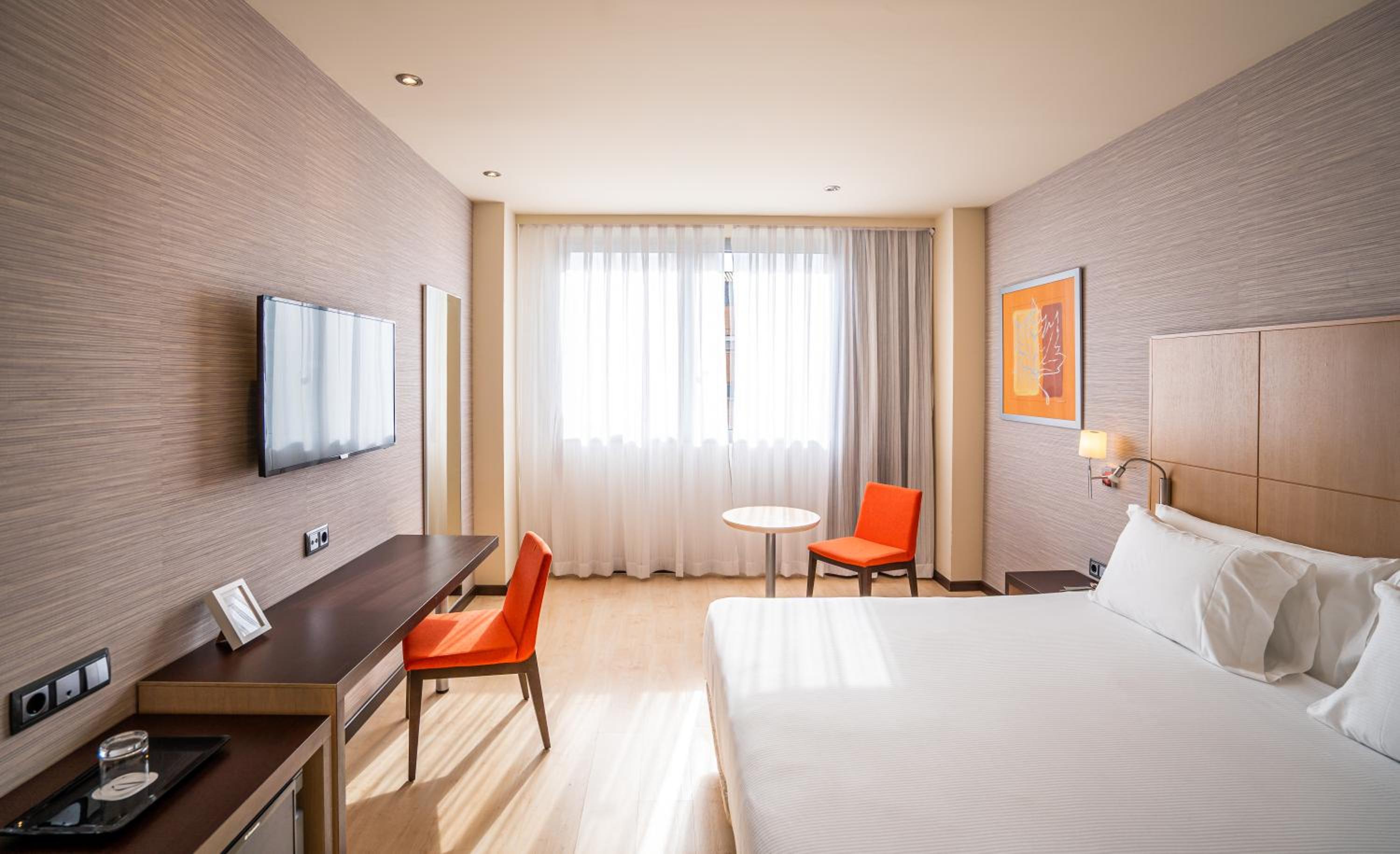 Double or Twin Room - Photo 4