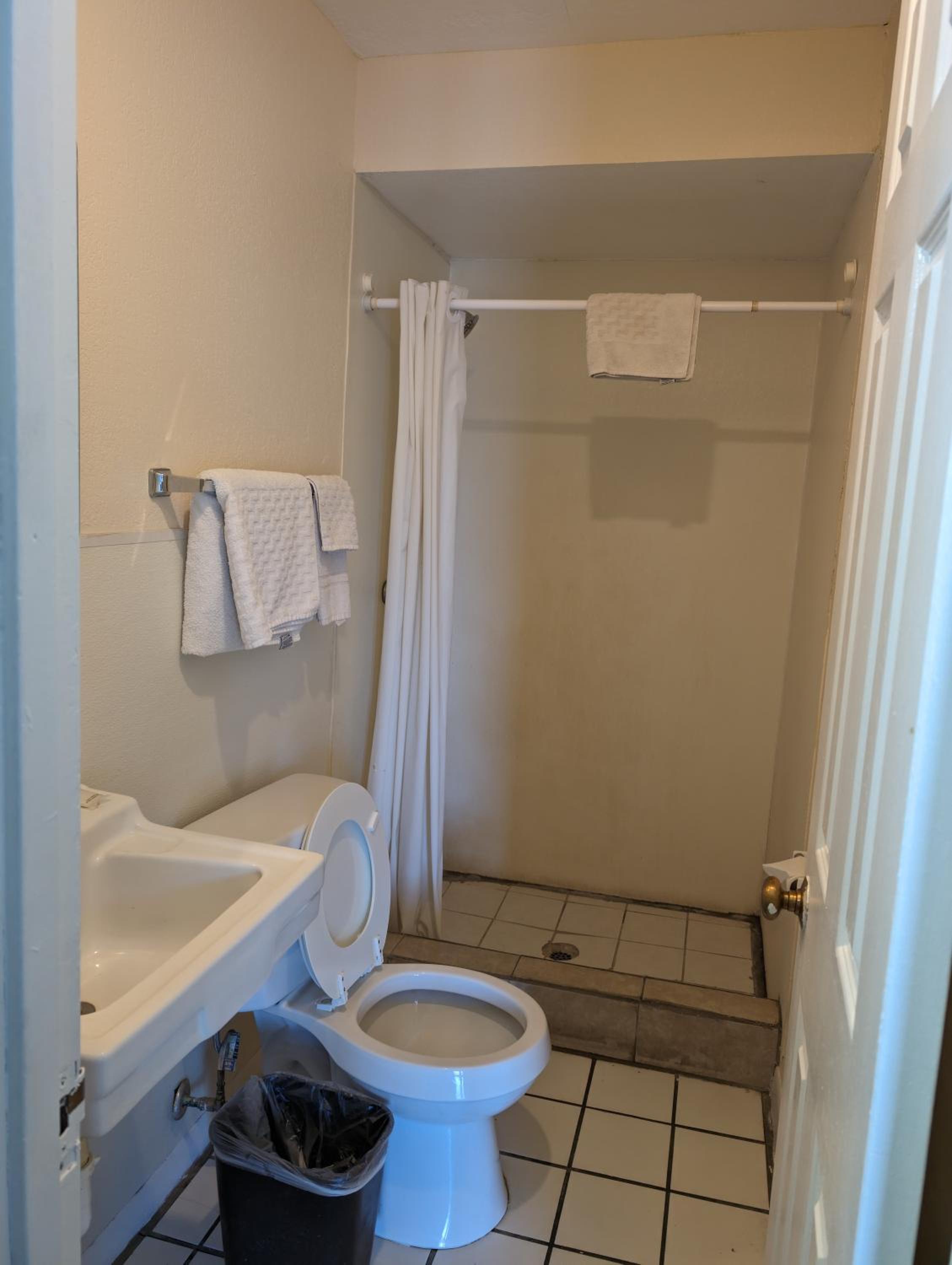 2 Full Bed - Photo 7