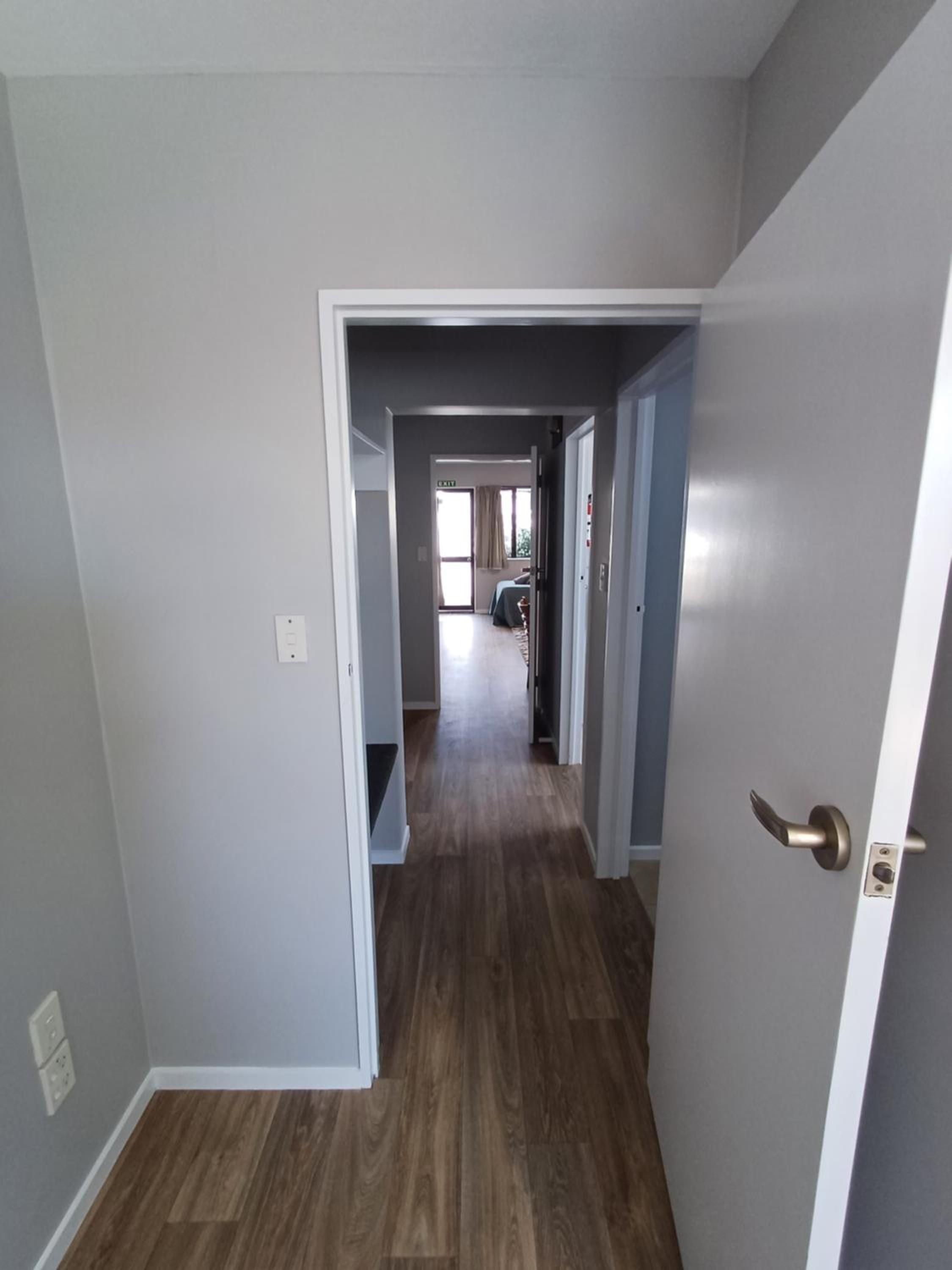 One-Bedroom Apartment - Photo 10