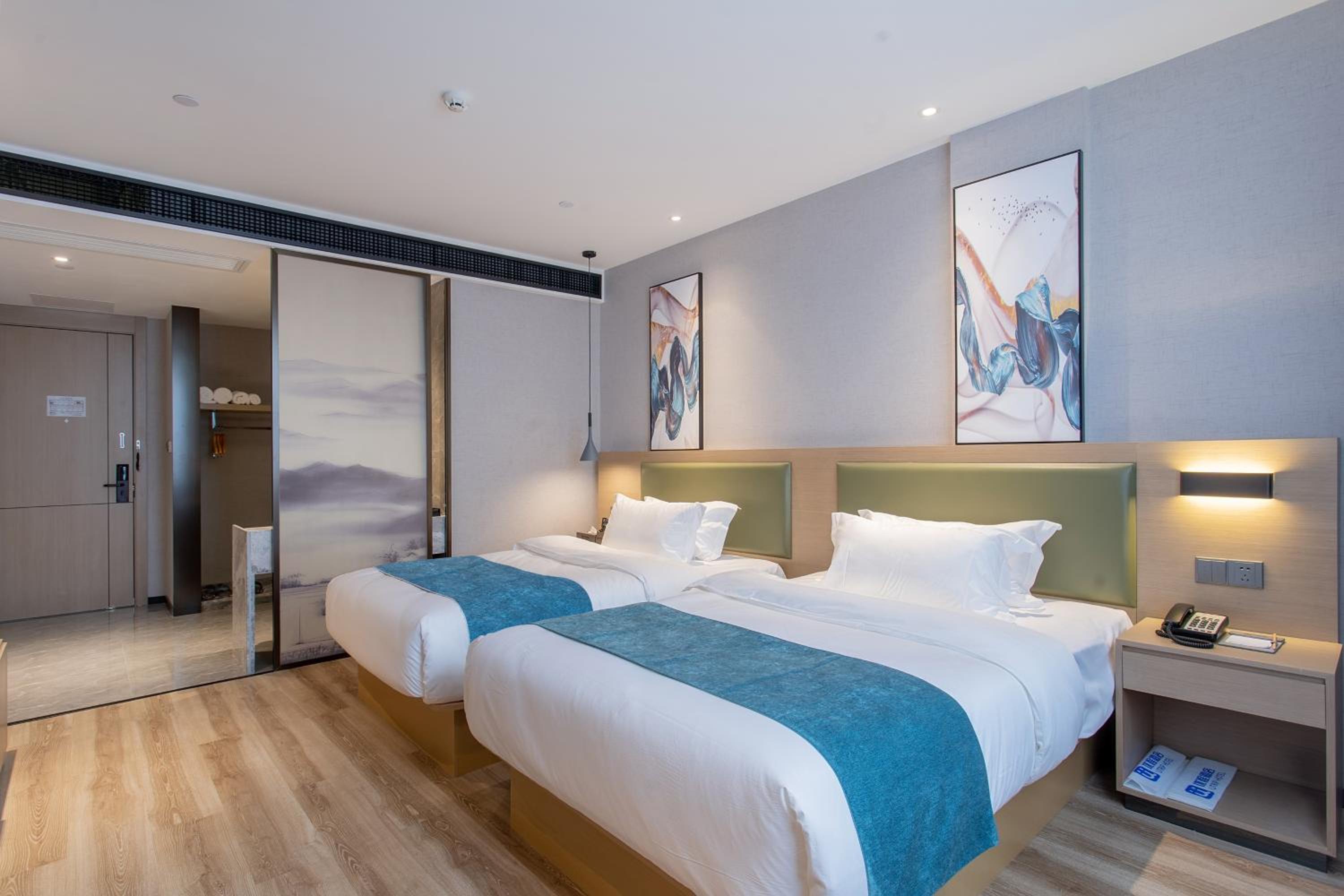Business Twin Room  photo 1