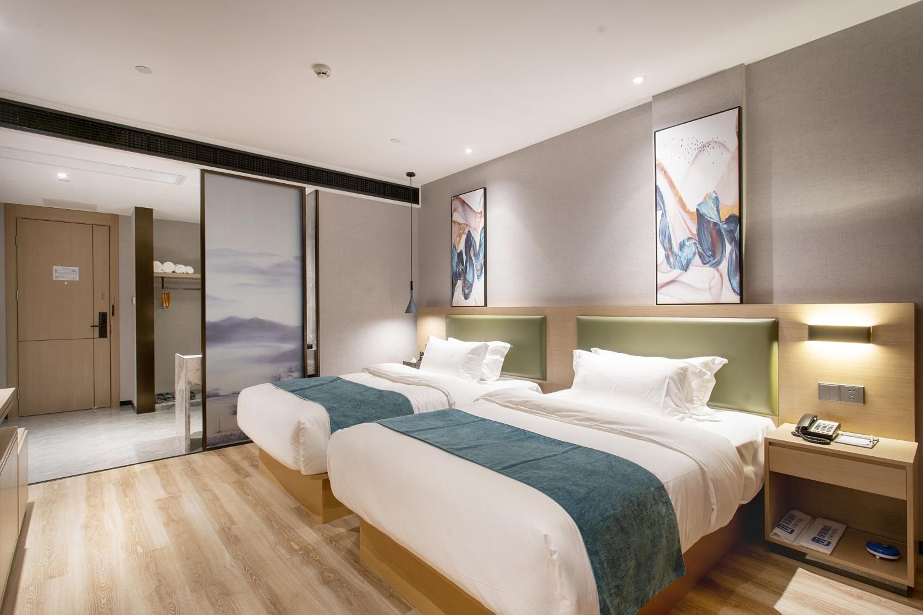 Business Twin Room  photo 2