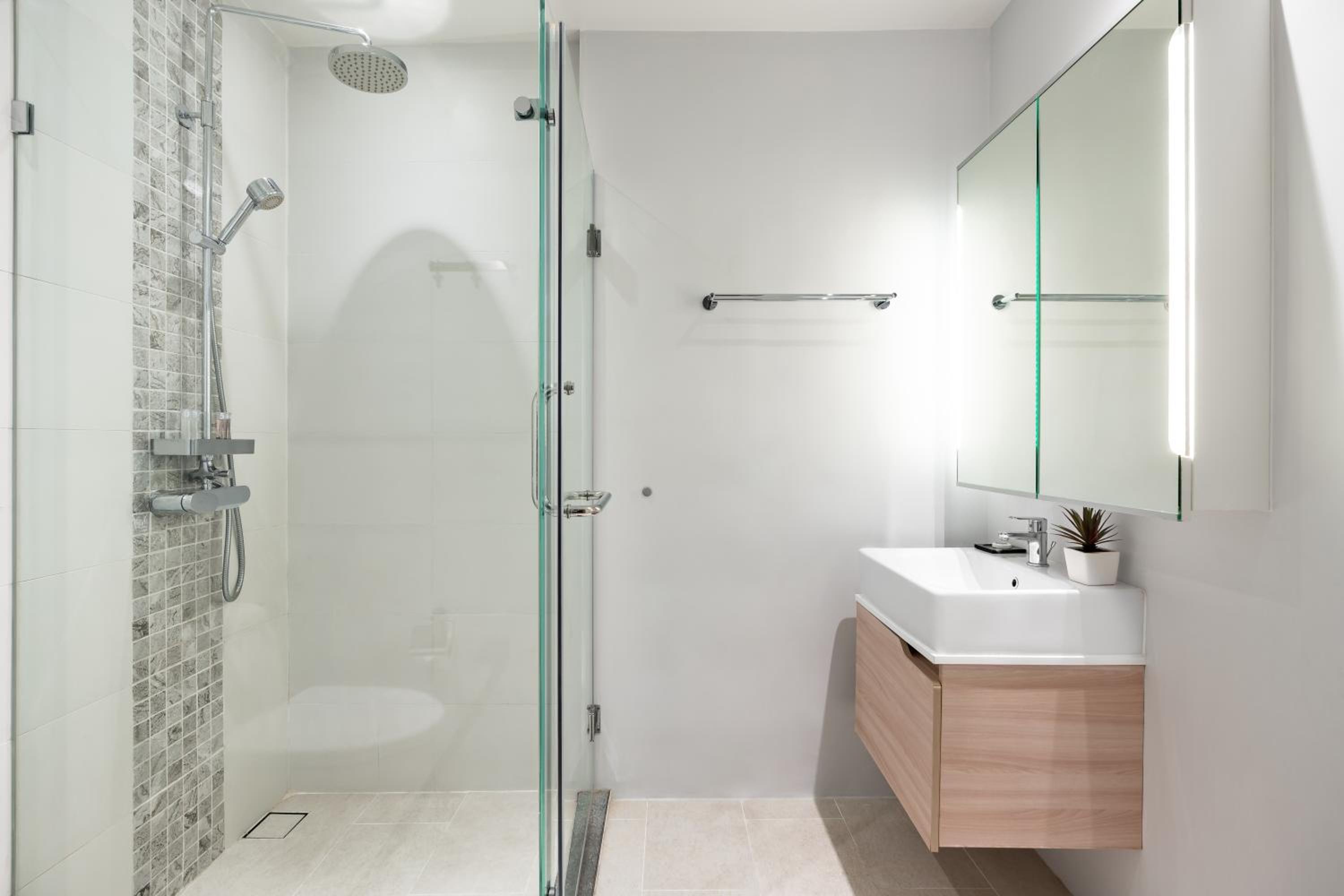 Grand Deluxe Suite Double - Photo 5